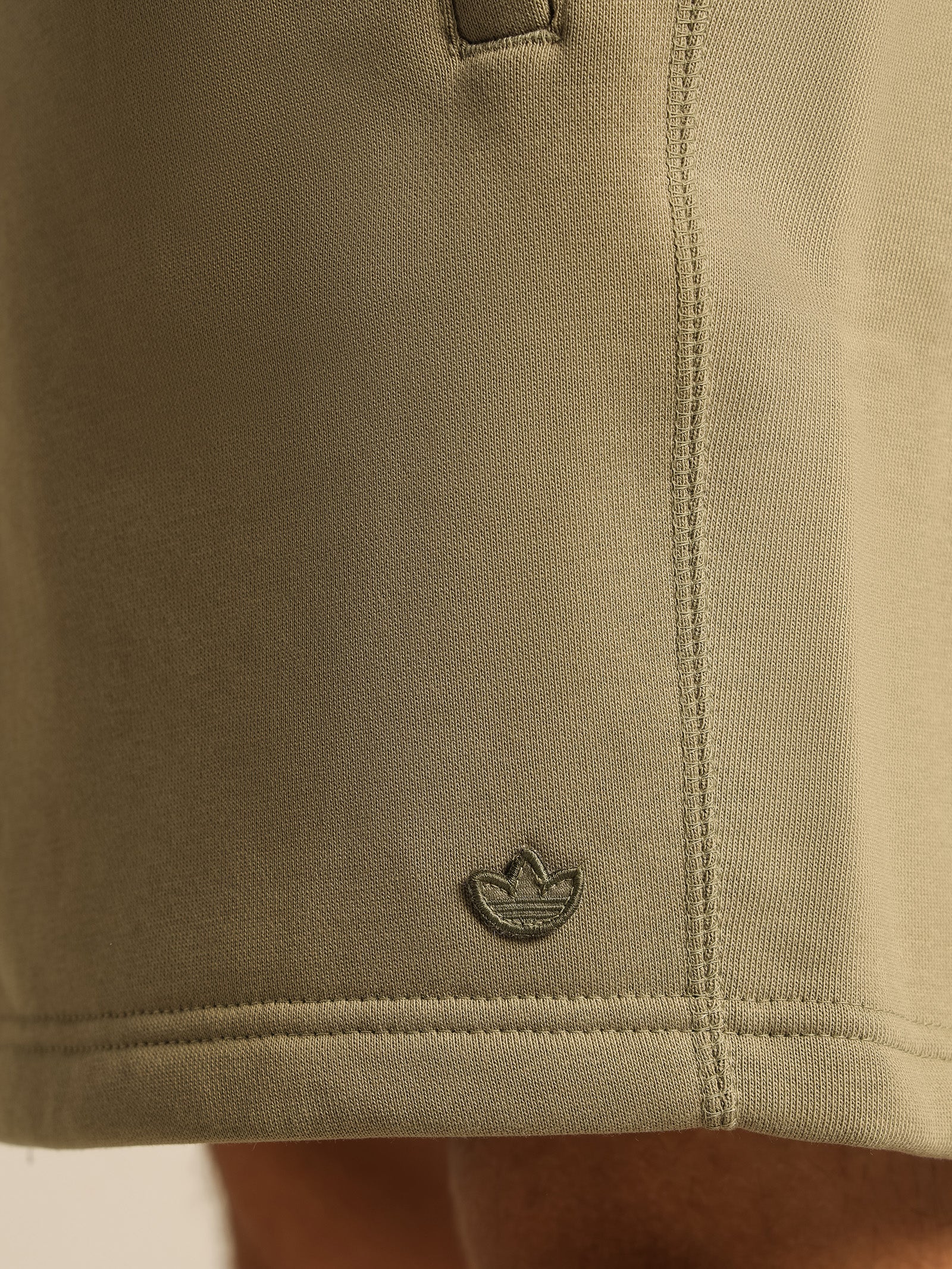 Adicolor Trefoil Shorts - Image 6
