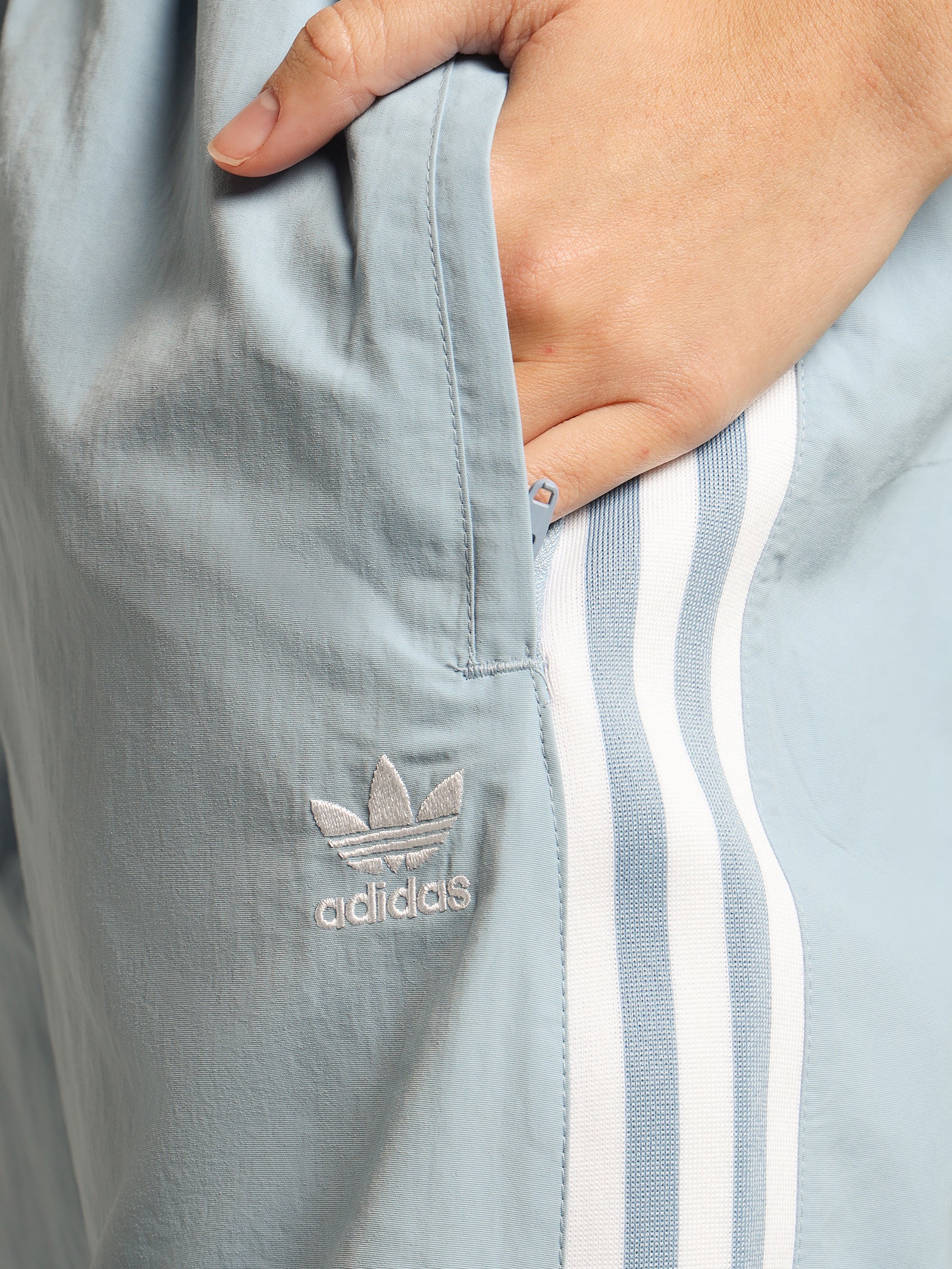 Adicolour Classics Locked-Up Trackpants - Image 5