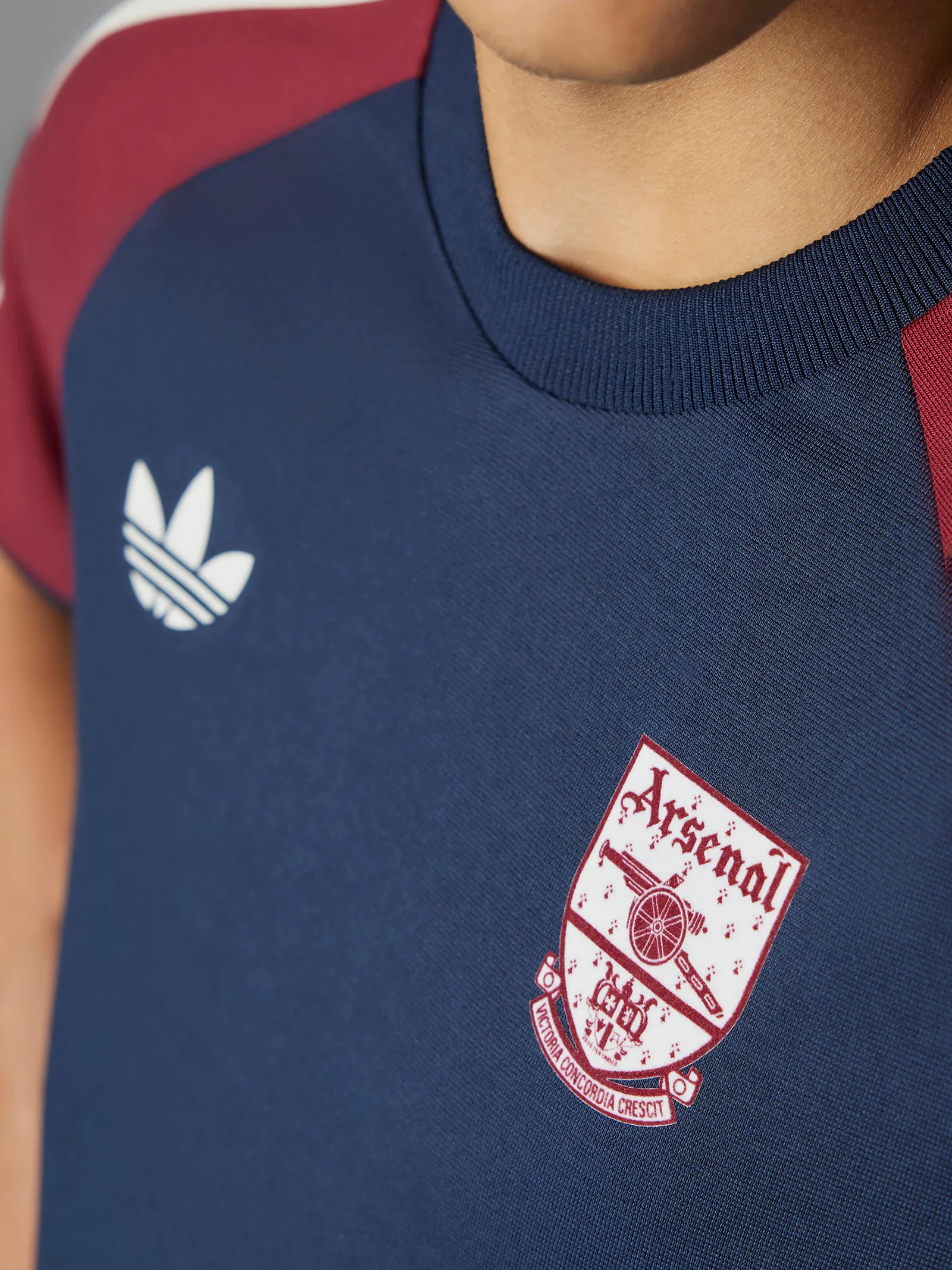 Club Arsenal Fc Tee - Image 4