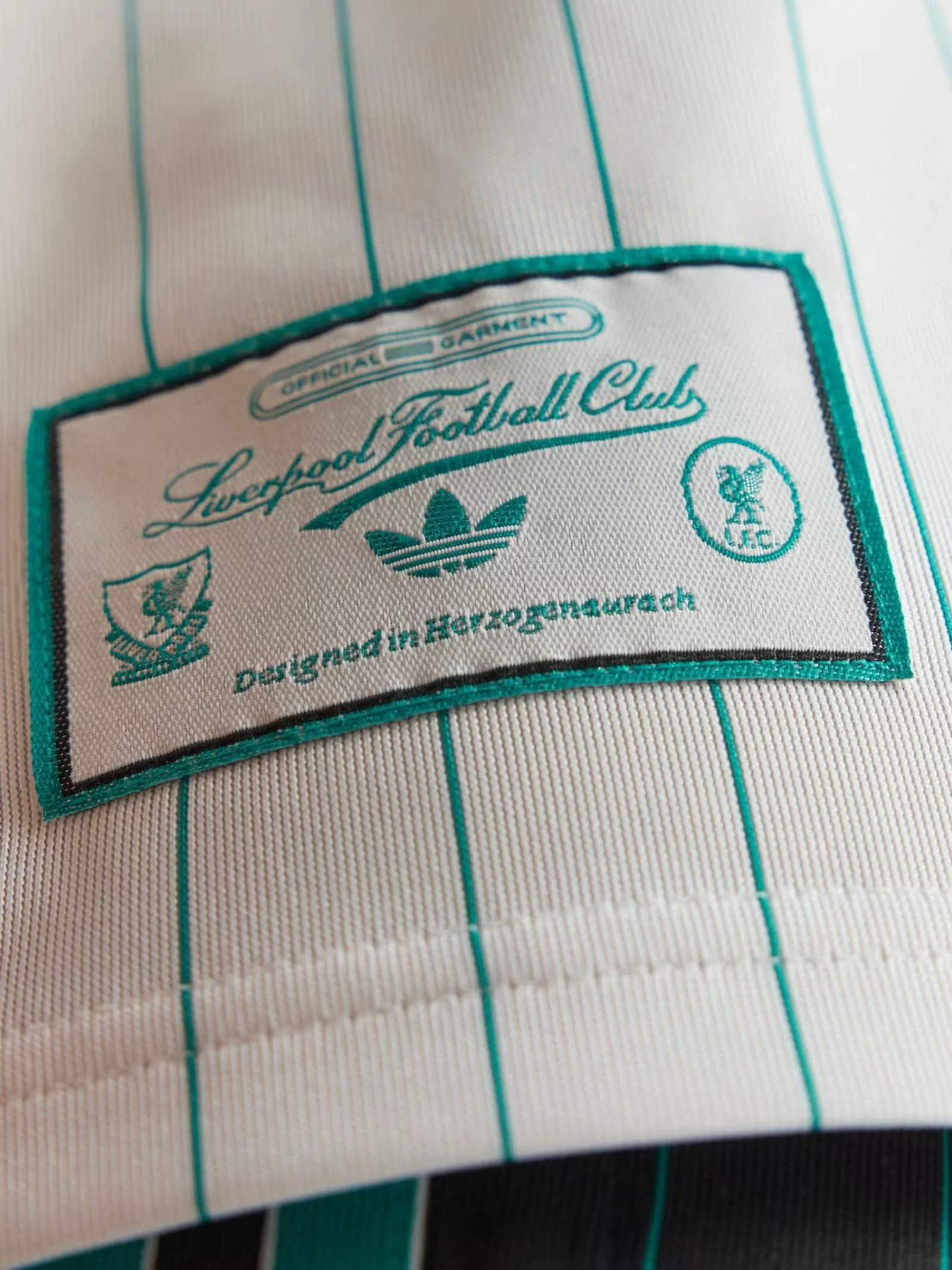Liverpool FC Icon Jersey - Image 4