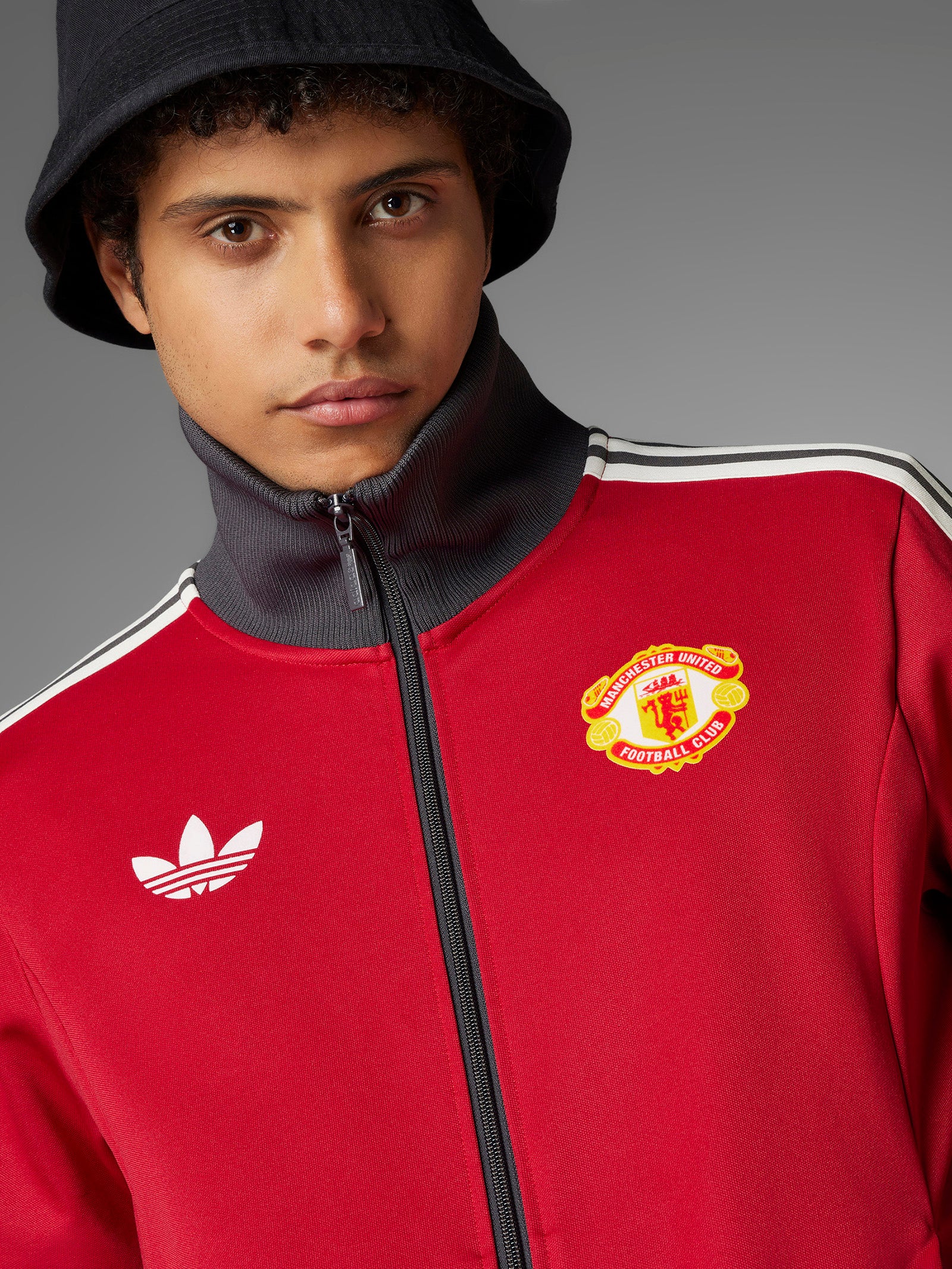 Manchester United Track Top - Image 5