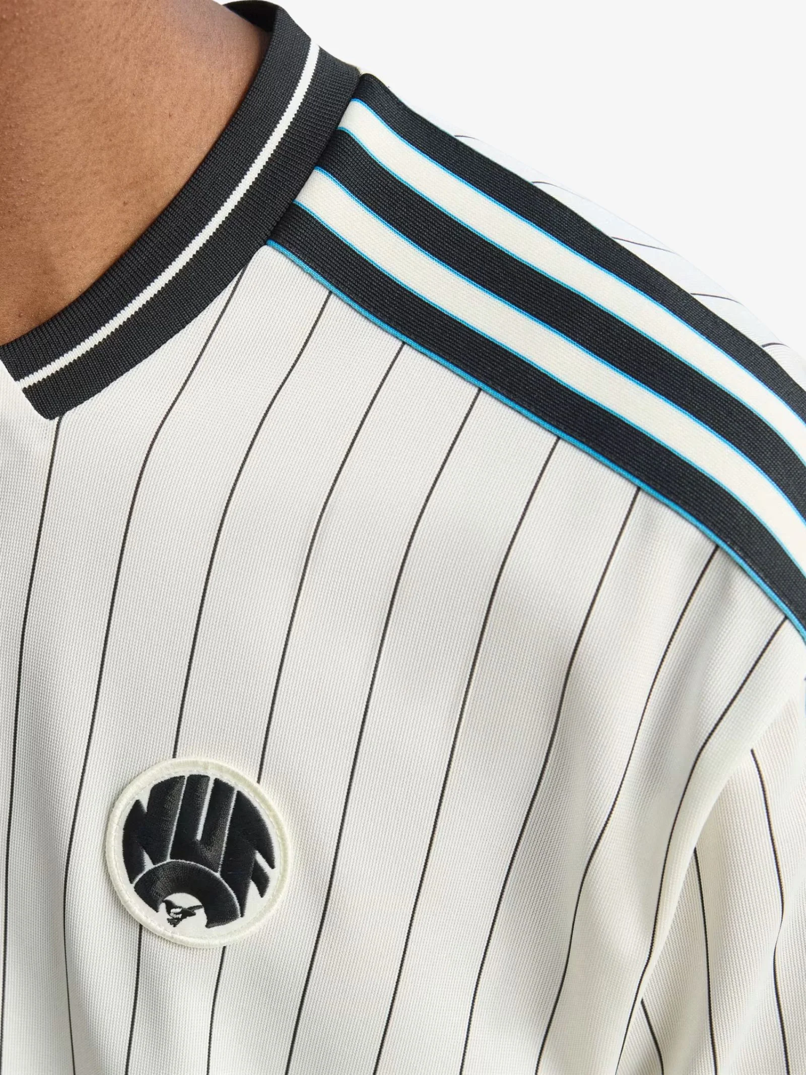 Newcastle United FC Icon Jersey - Image 3