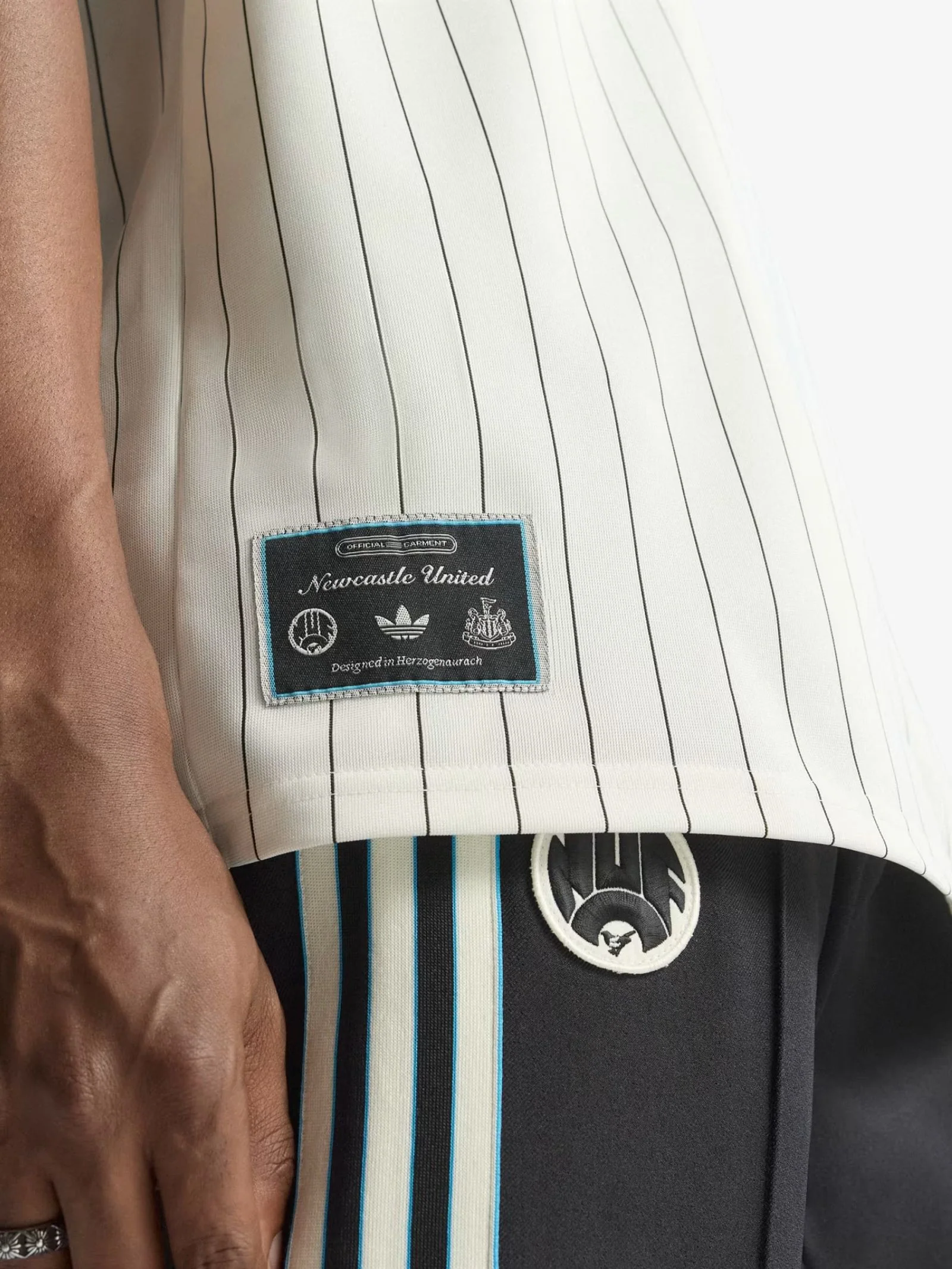 Newcastle United FC Icon Jersey - Image 4