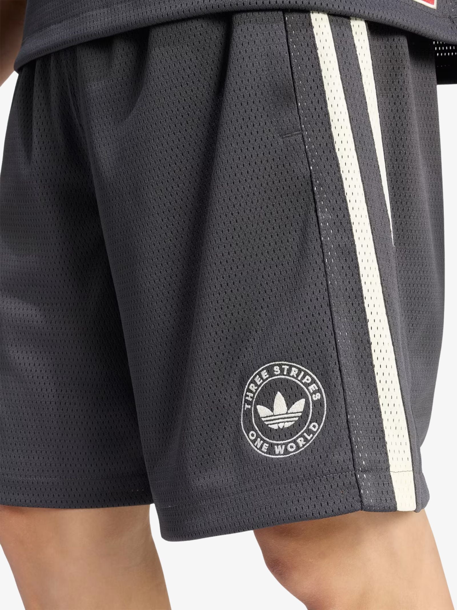 Originals Santiago Shorts - Image 3