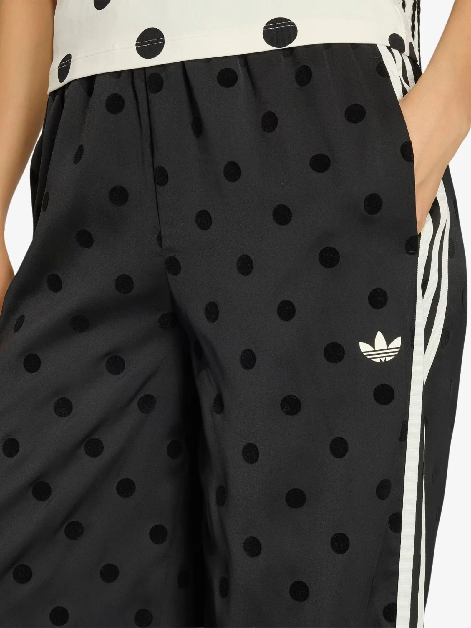 Satin Polka Dots Wide Leg Pant - Image 3