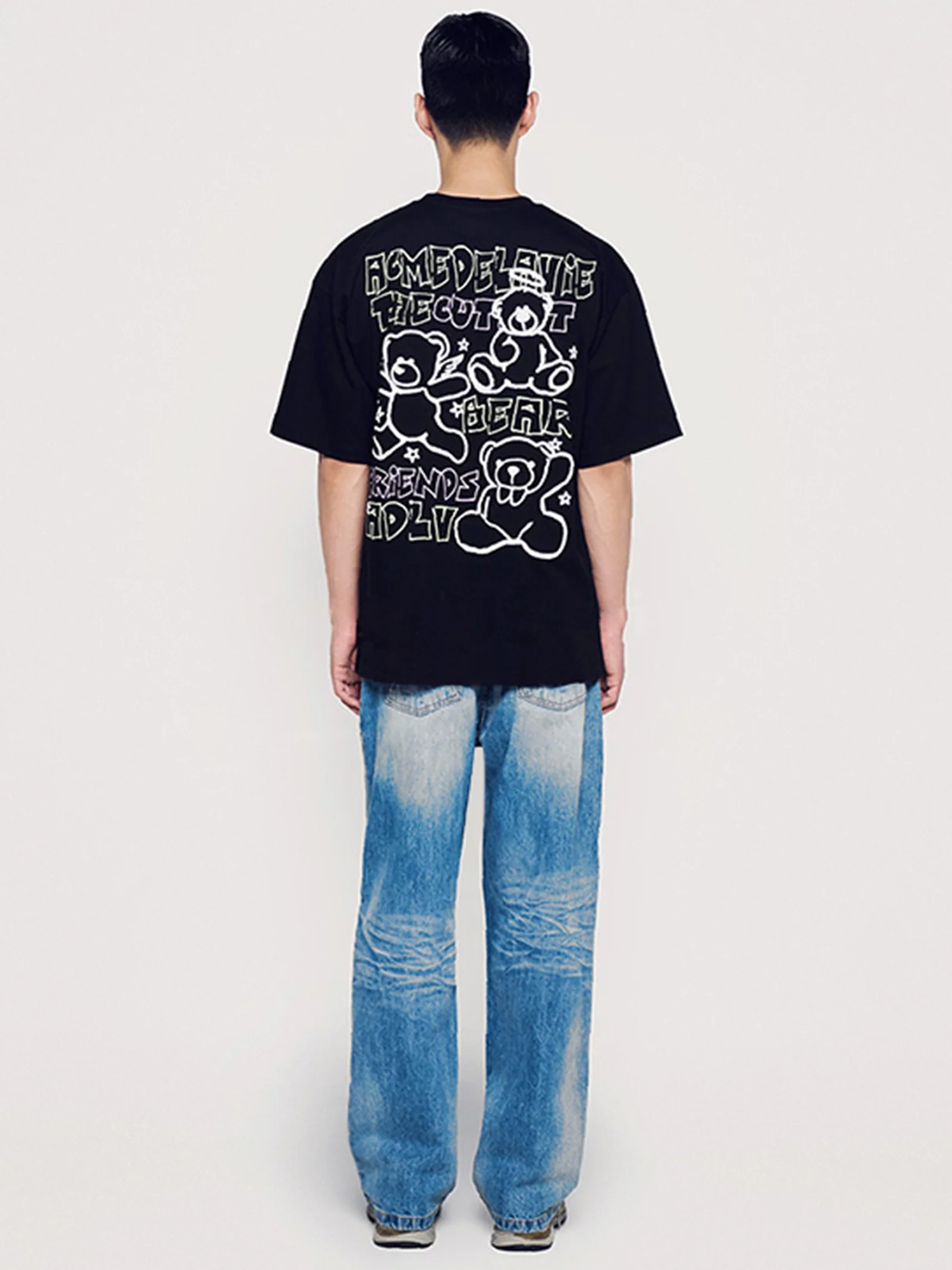Bear Friends Artwork Tee - Image 3