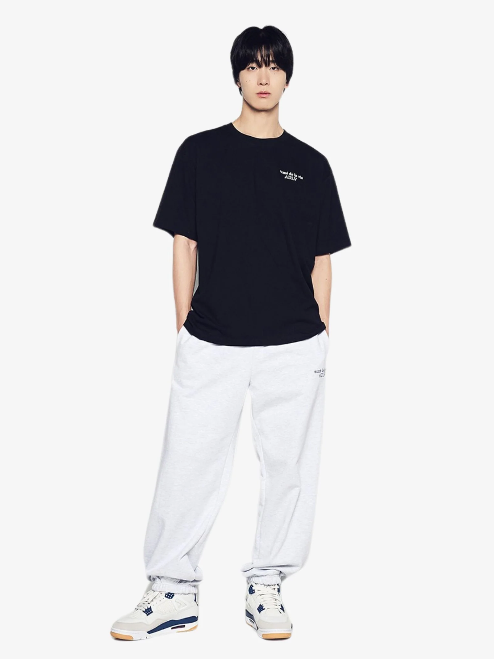Border Line Basic Logo T-Shirt - Image 3