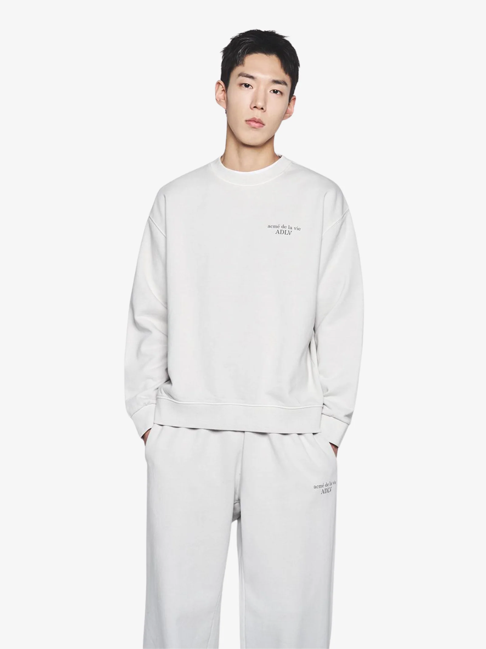 Pigment Basic Logo Sweat
