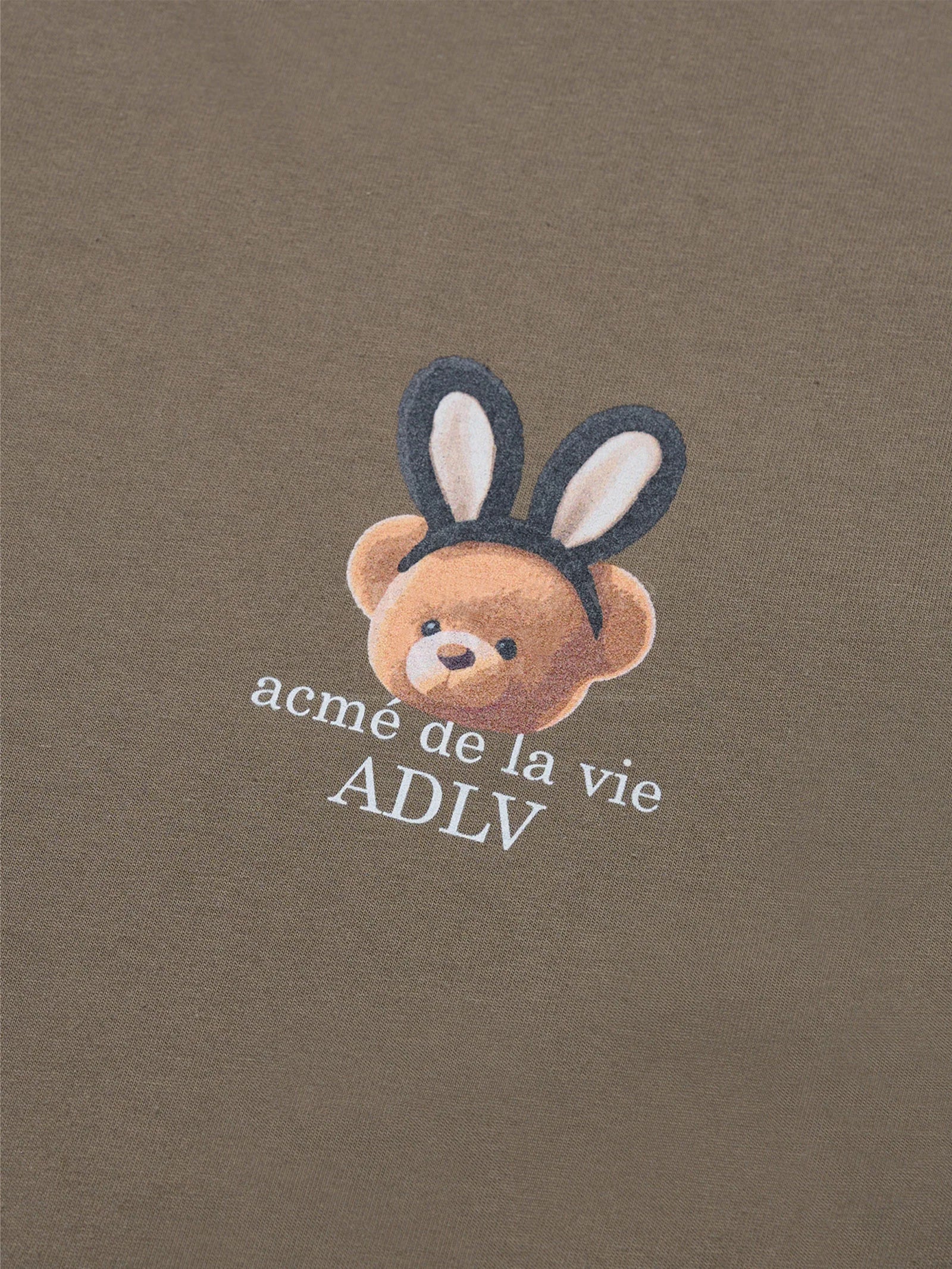 Rabbit Bear Doll Logo Short Sleeve T-Shirt - Image 6