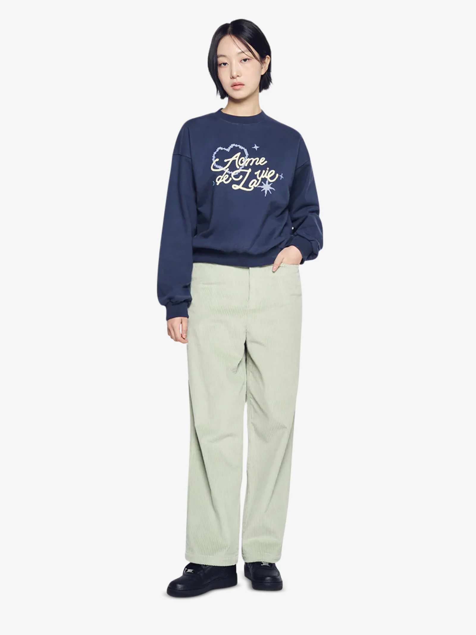 Script Heart Lettering Women's Sweatshirt - Image 2