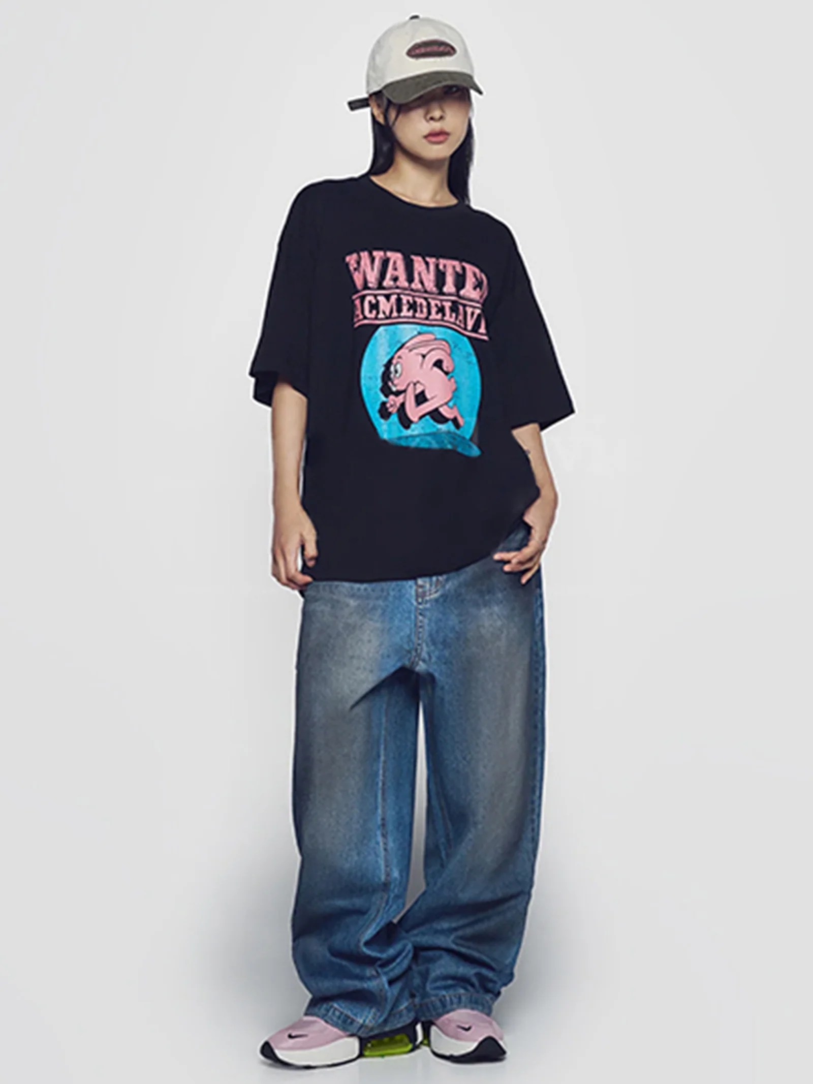 Wanted Rabbit Artwork Short Sleeve T-Shirt - Image 3