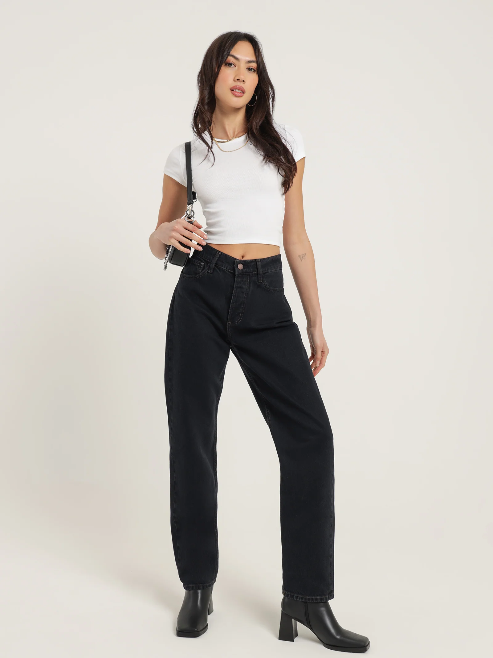 Agnes Jeans - Image 4