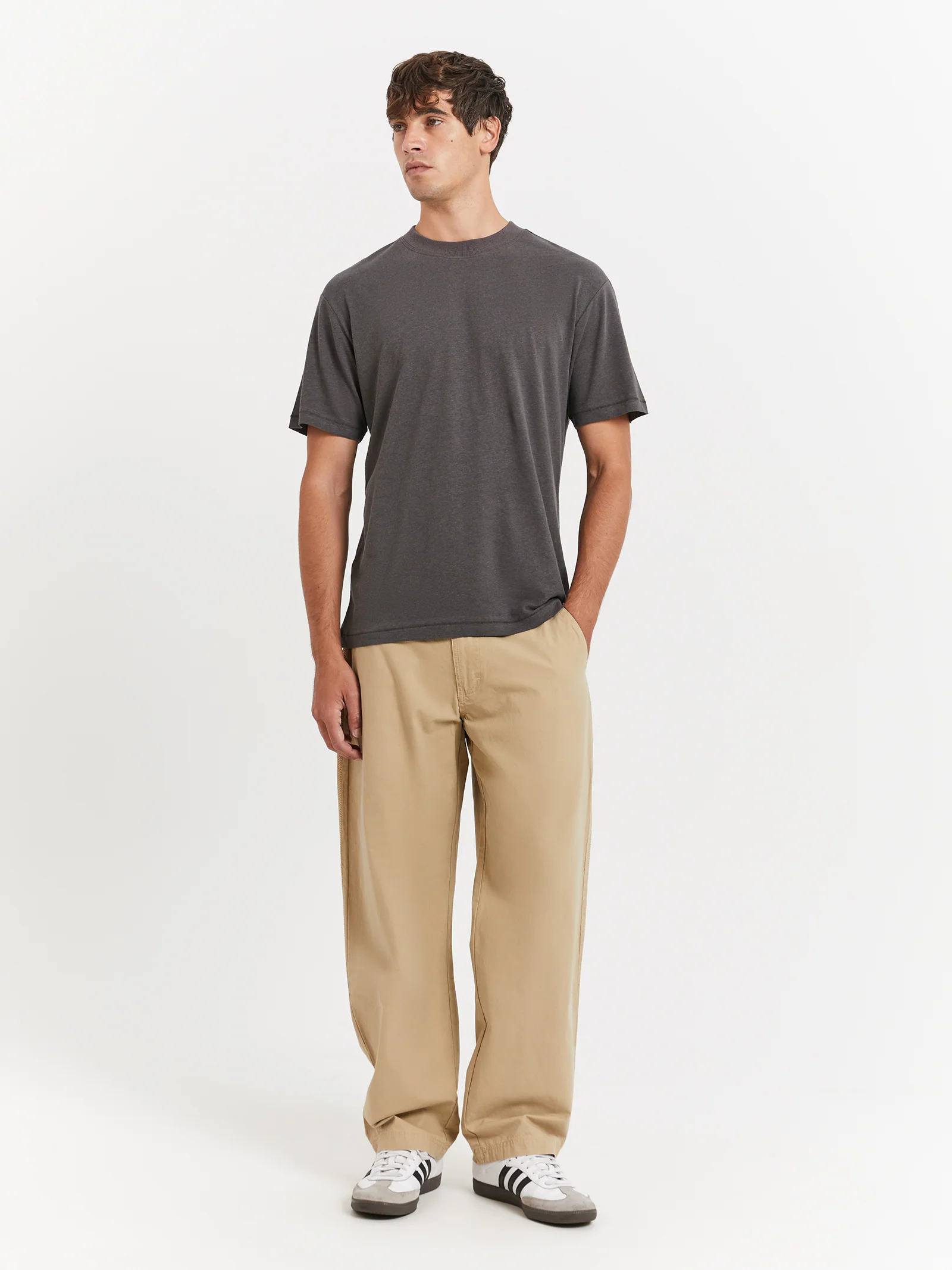 Ainsley Linen T-Shirt - Image 2