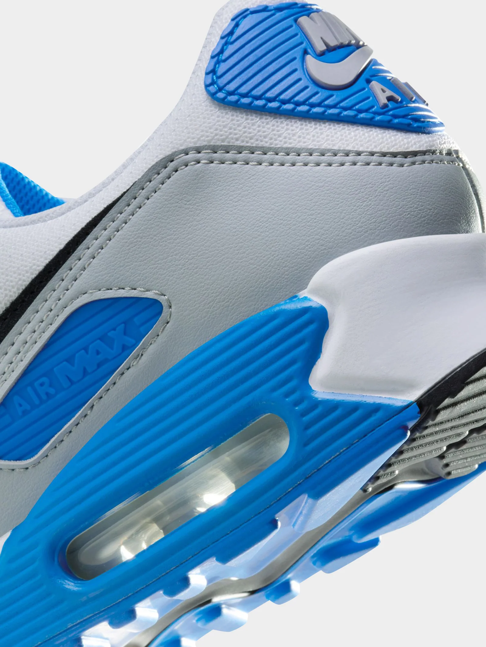 Mens Air Max 90 Sneaker - Image 3