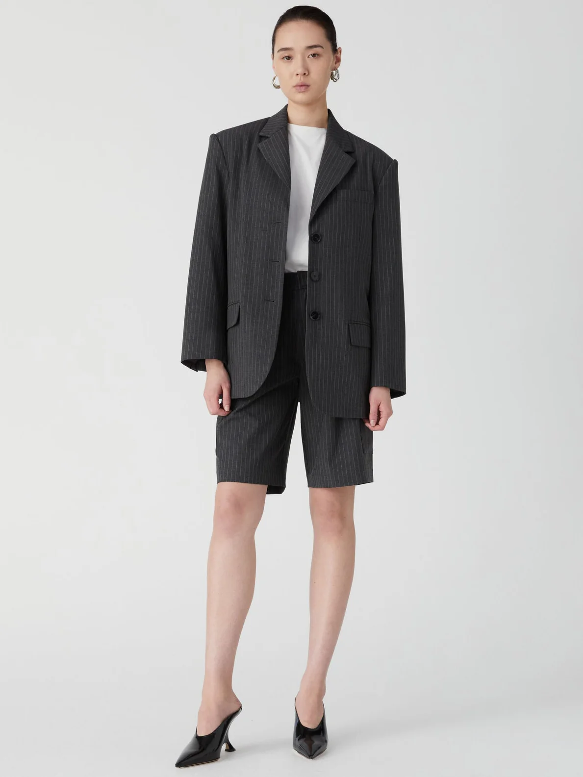 Akio Shorts - Image 2