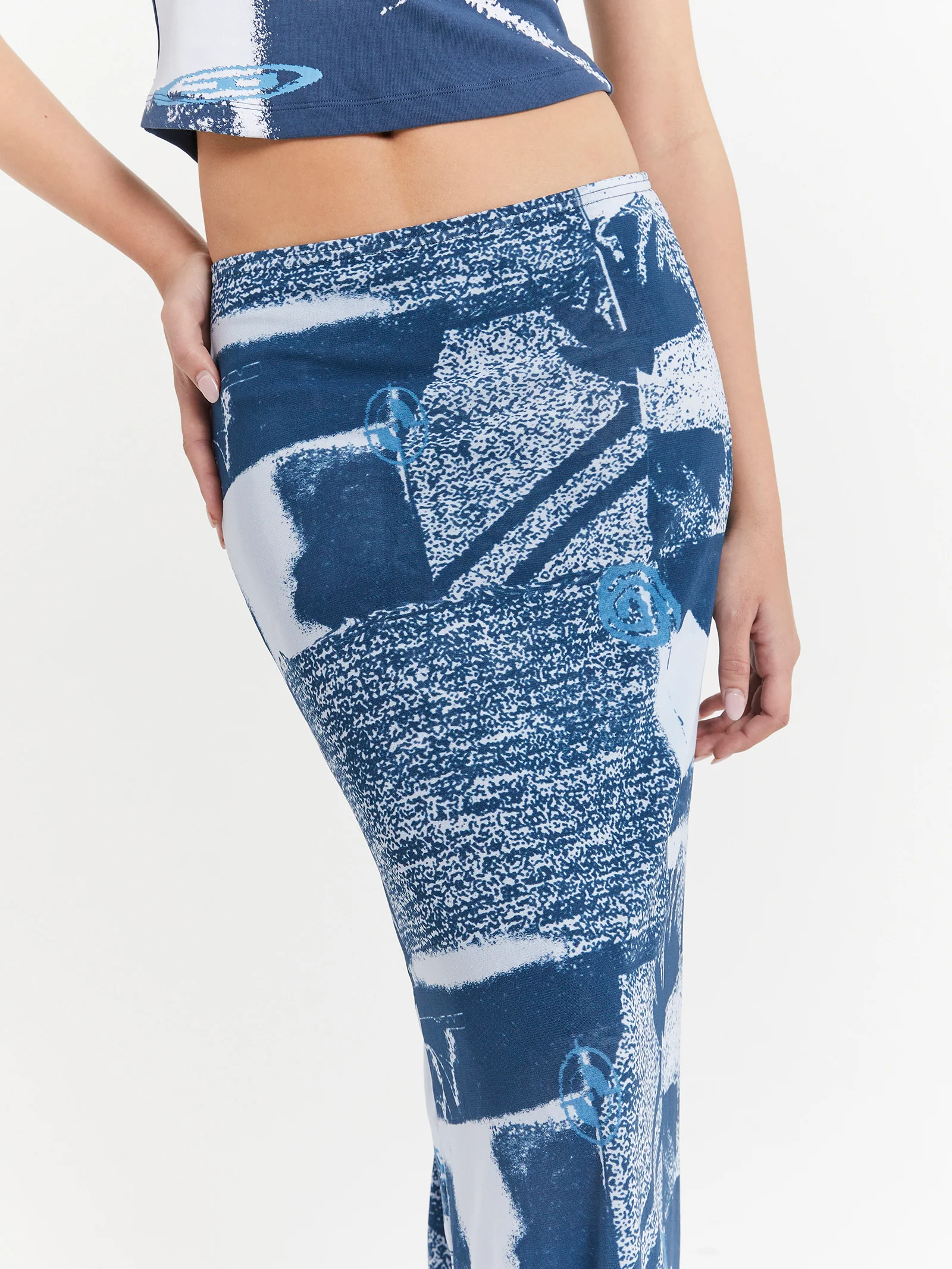 Alchemy Mesh Skirt - Image 3