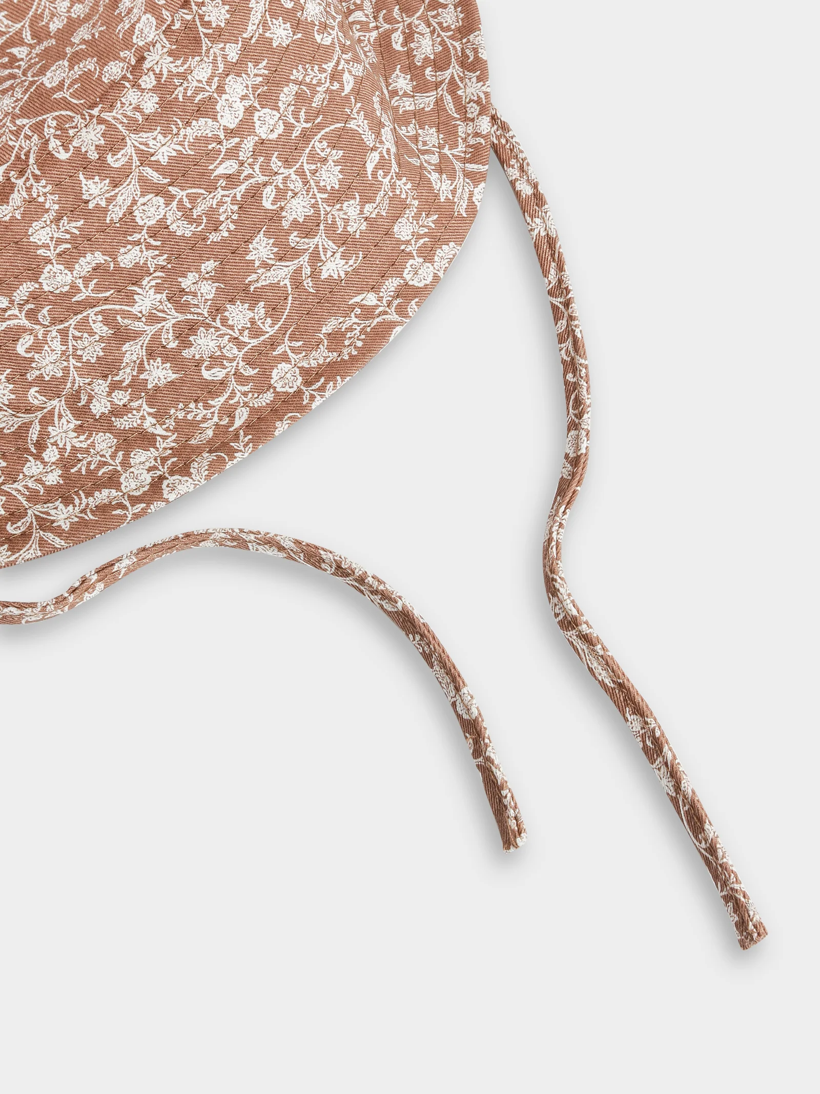 Alina Bucket Hat - Image 4