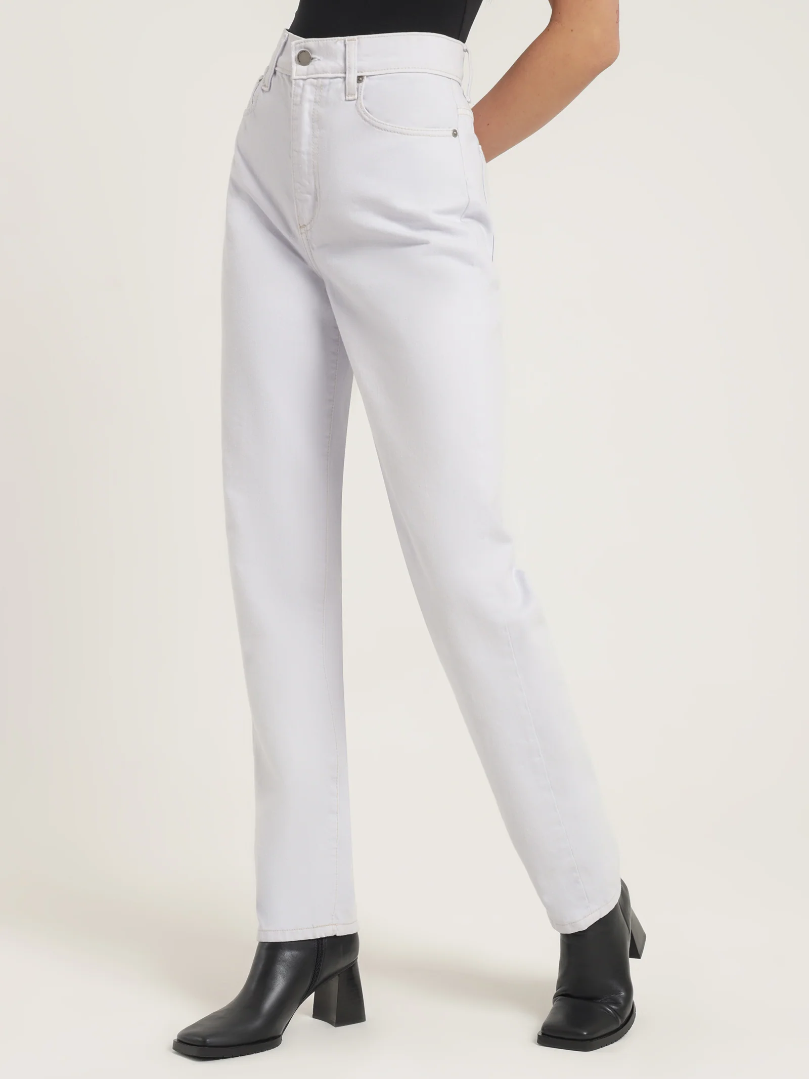Andi Jeans - Image 3