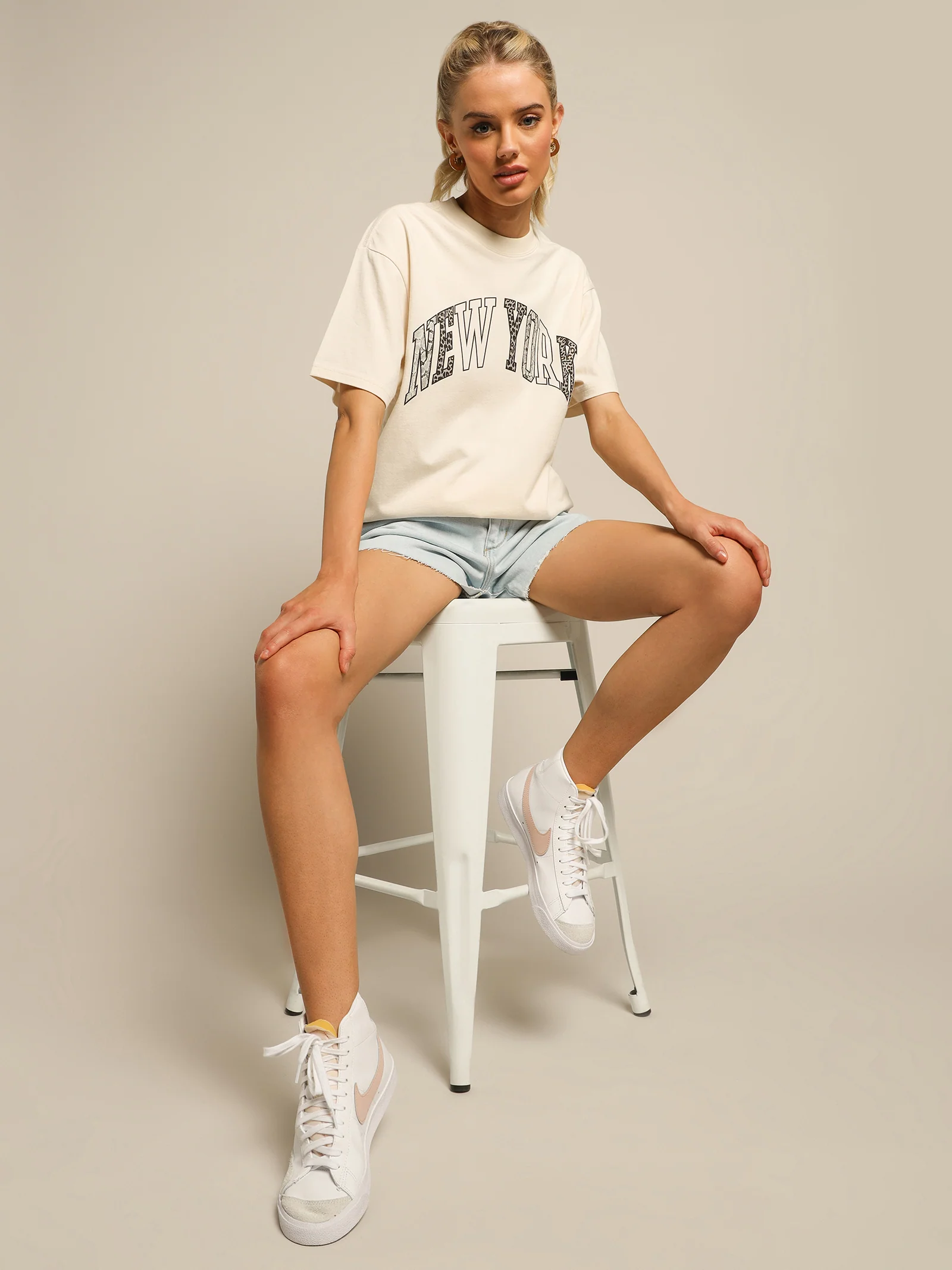 Animal Arch T-Shirt - Image 2