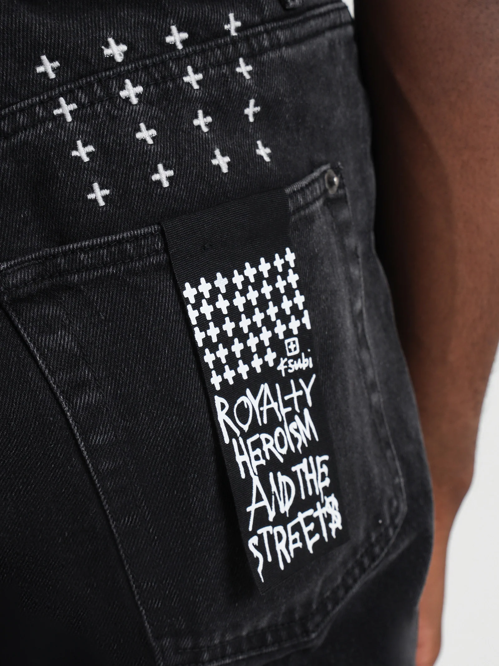 Anti K Jeans - Image 4
