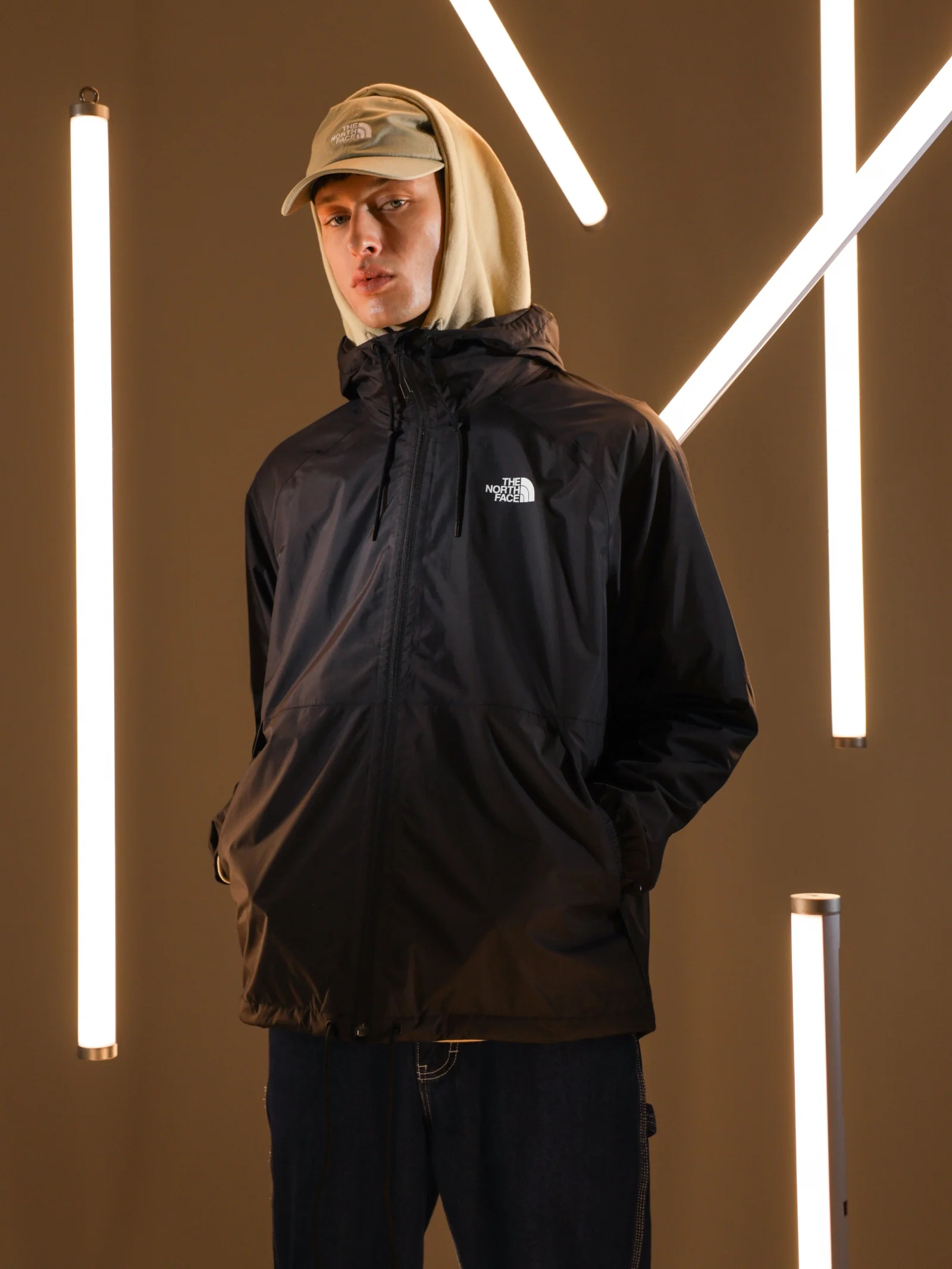 Antora Rain Jacket - Image 3