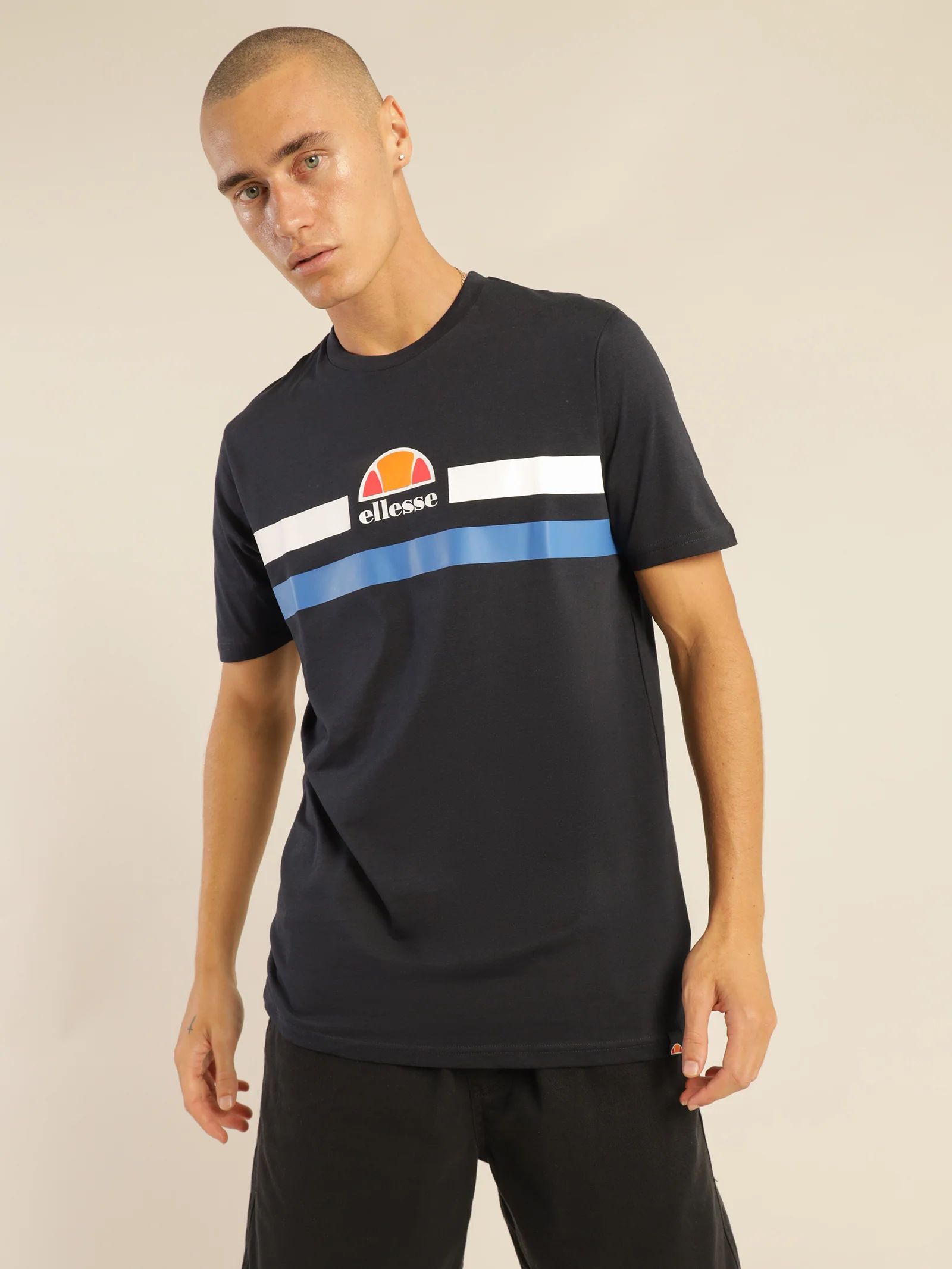 Aprel T-Shirt - Image 2