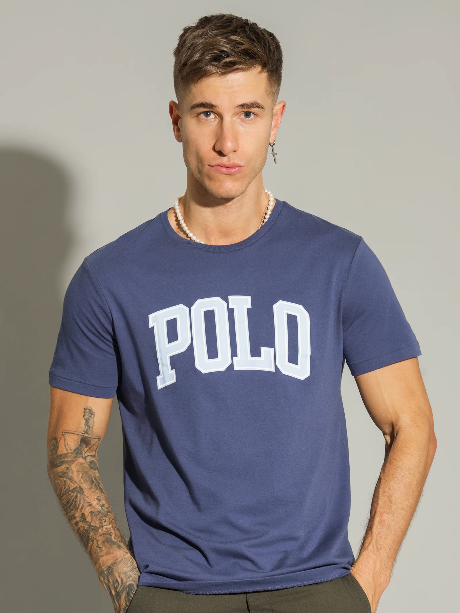 Arch Logo T-Shirt - Image 5