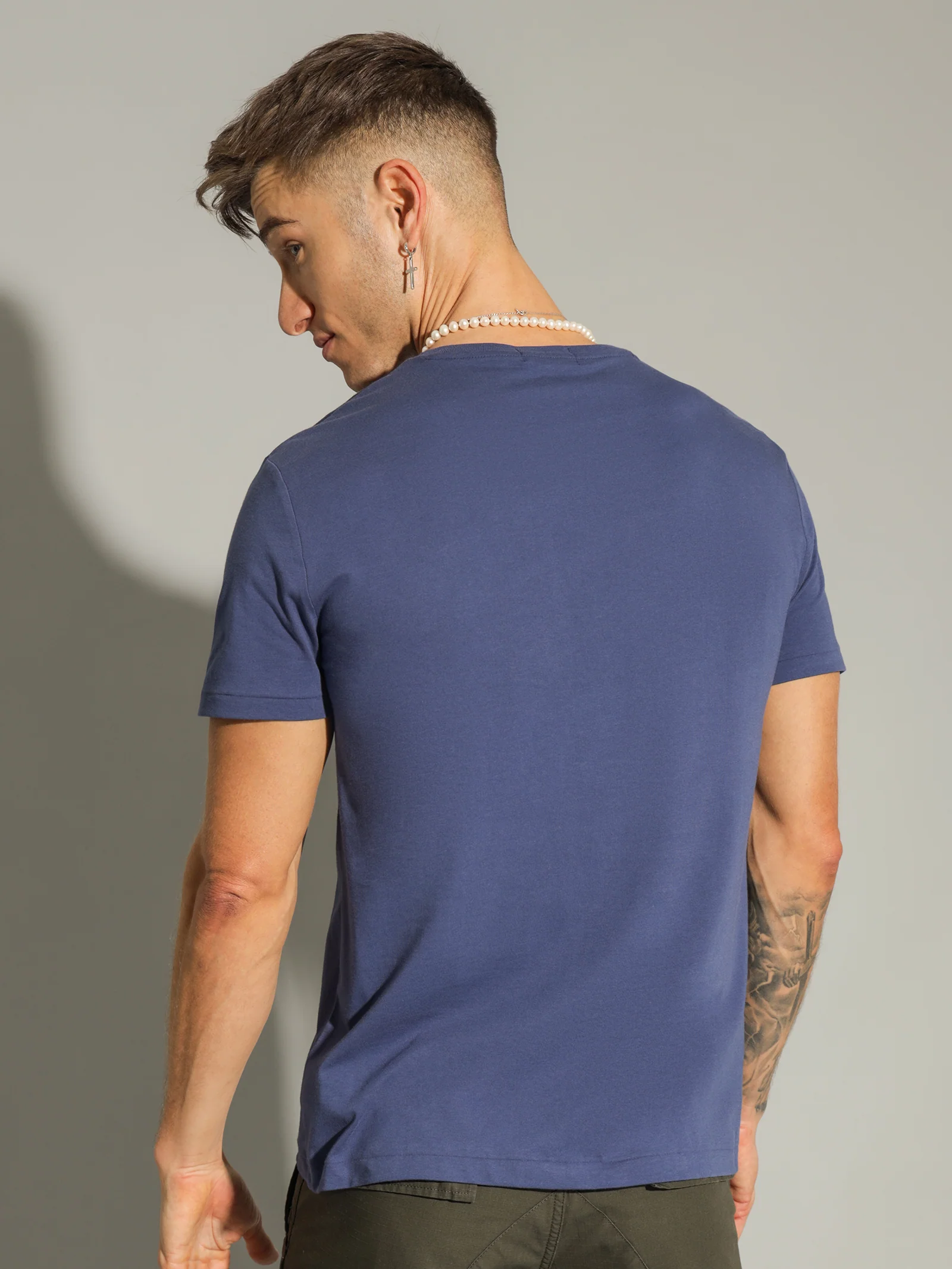 Arch Logo T-Shirt - Image 6