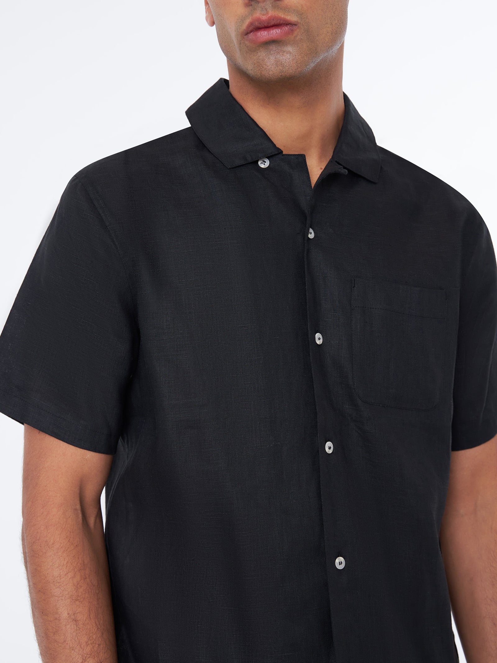 Luca Linen Resort Shirt - Image 4
