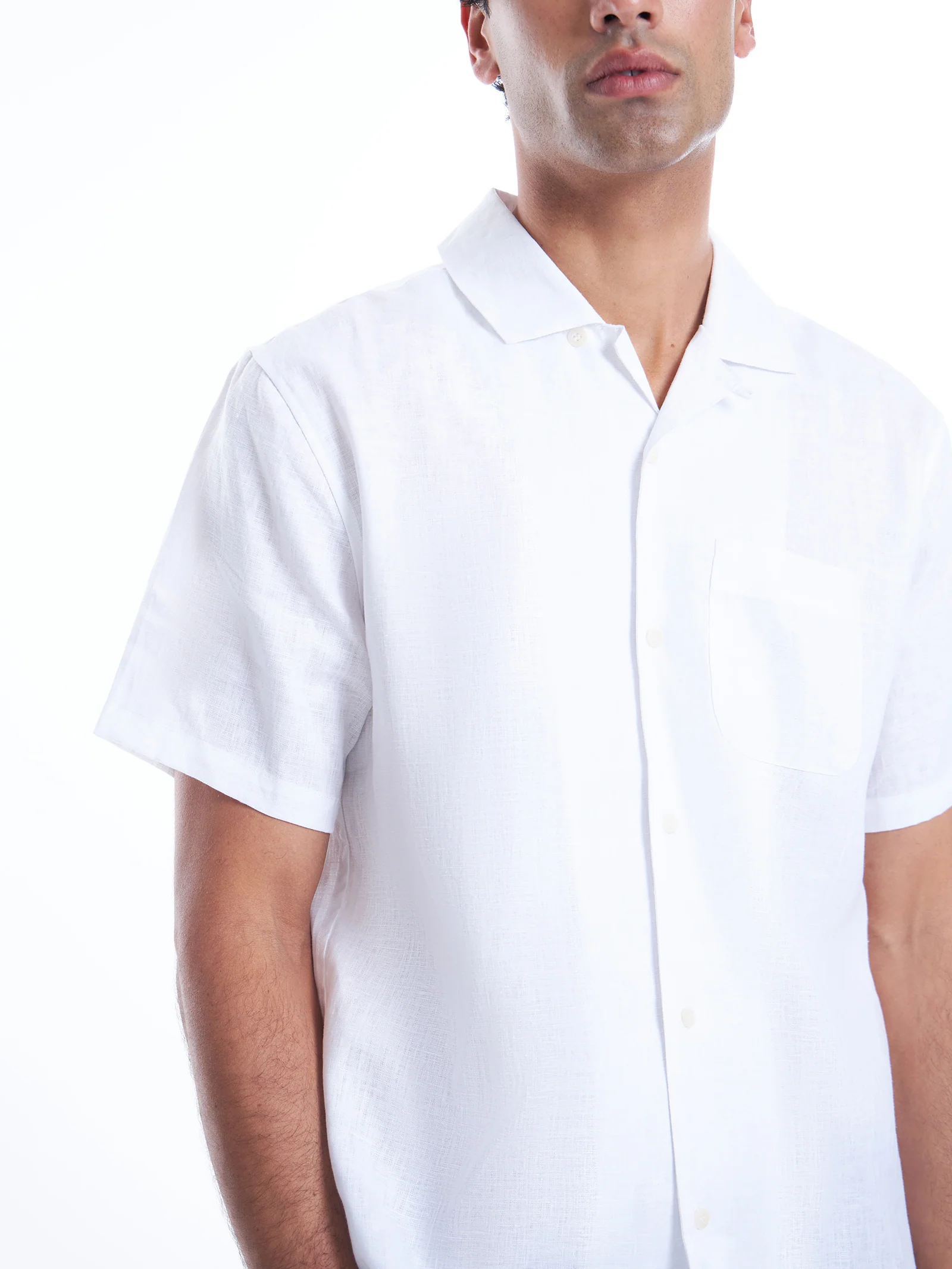 Luca Linen Resort Shirt - Image 3