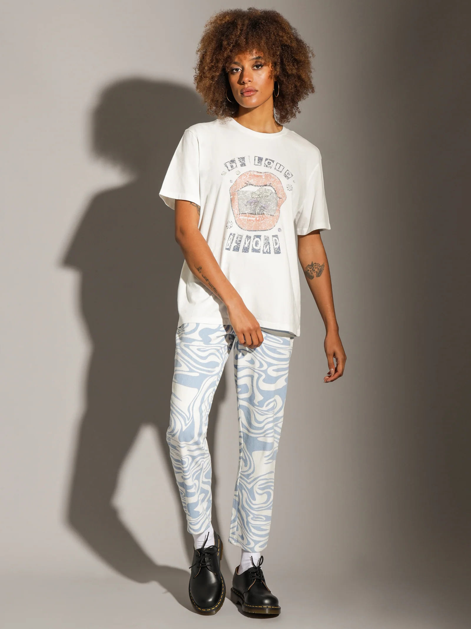 Astrid Vintage Print T-Shirt - Image 6