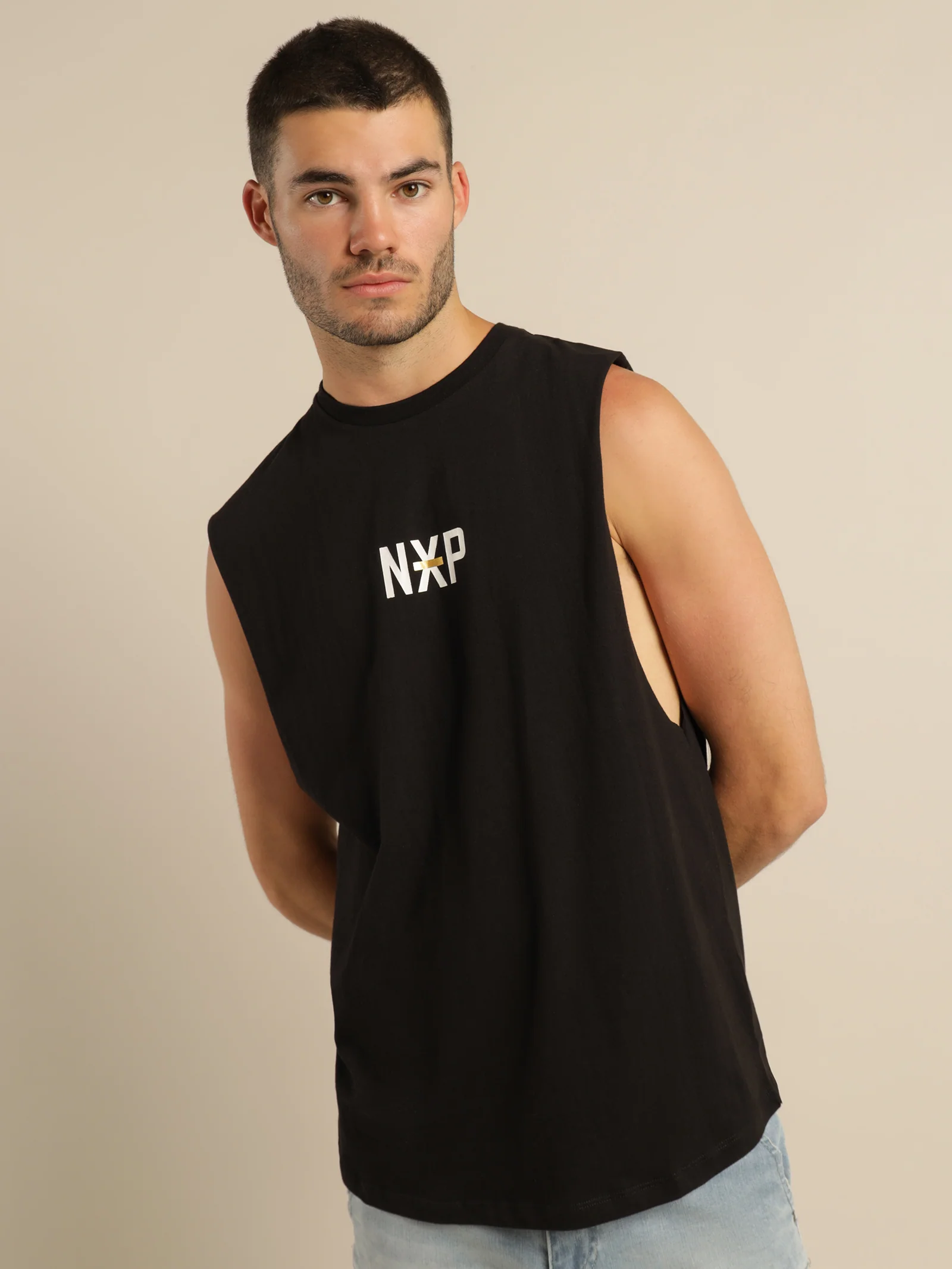 Atomic Scoop Back T-Shirt - Image 3