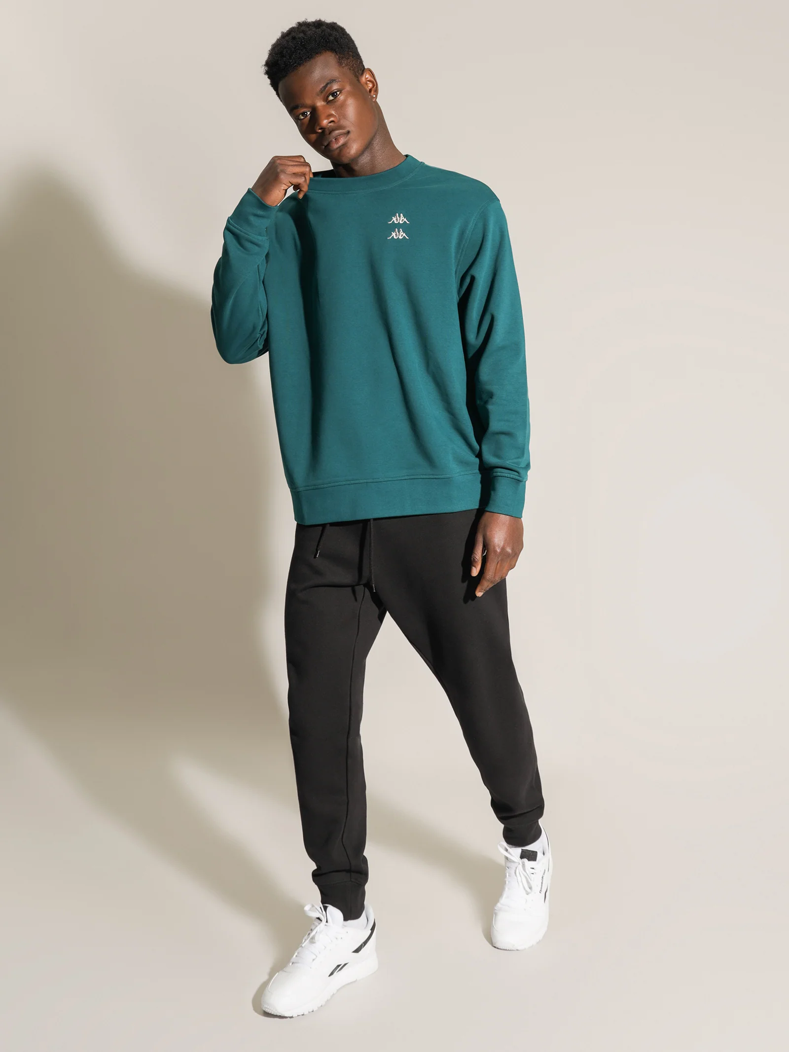 Authentic Donovan Crew - Image 3