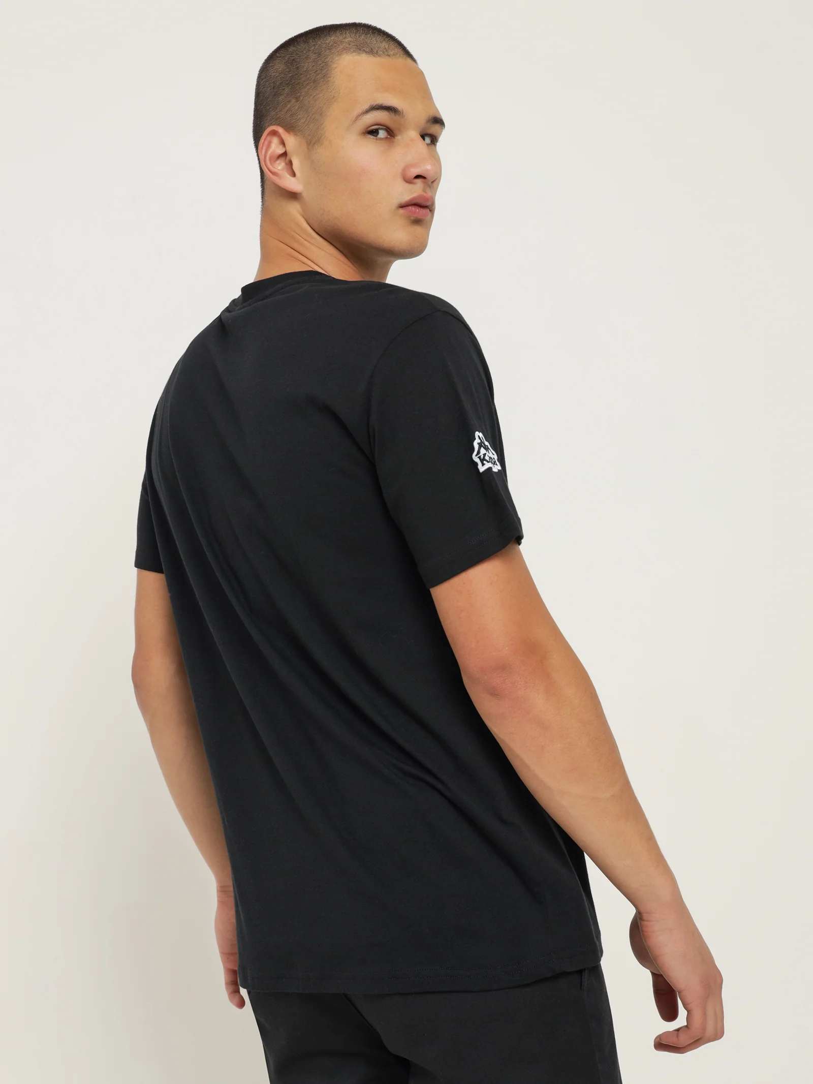 Authentic Tahiti T-Shirt - Image 5
