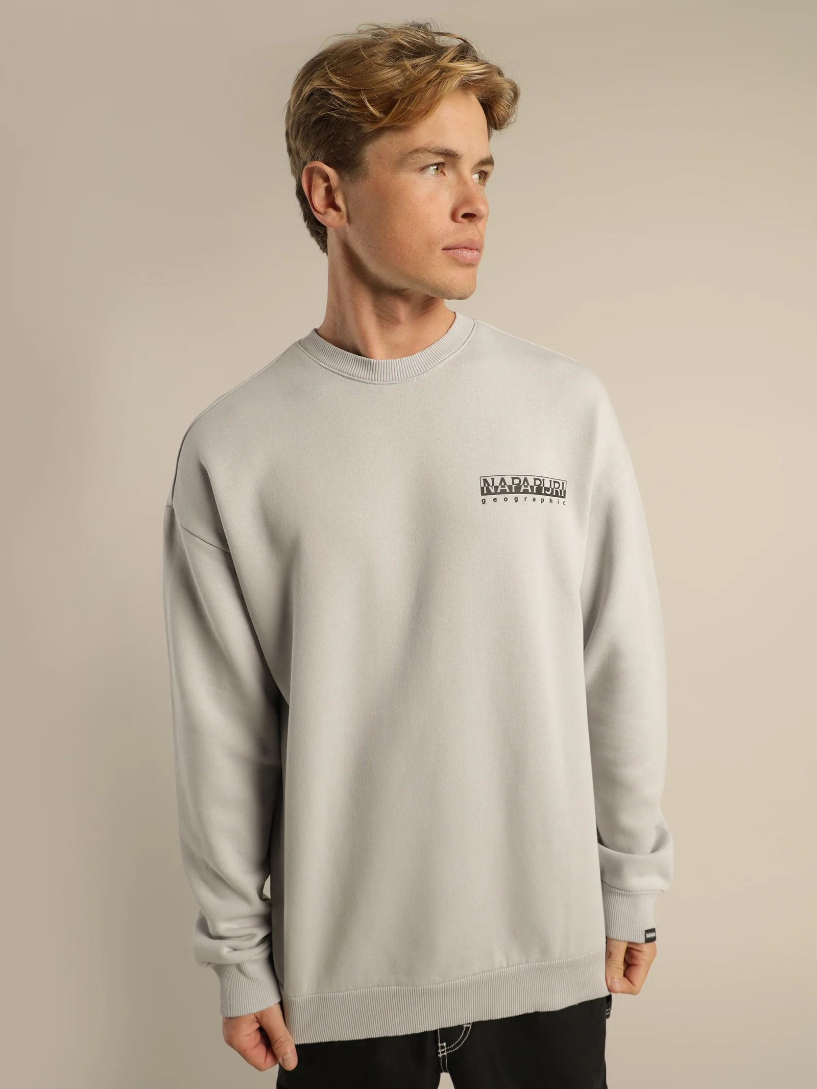 B Yoik C Sweatshirt - Image 2