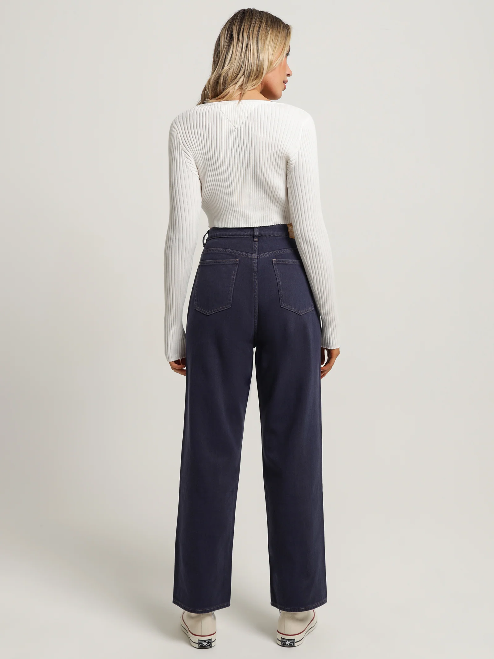 Badge Rib Knit Cropped Fit Cardigan - Image 5