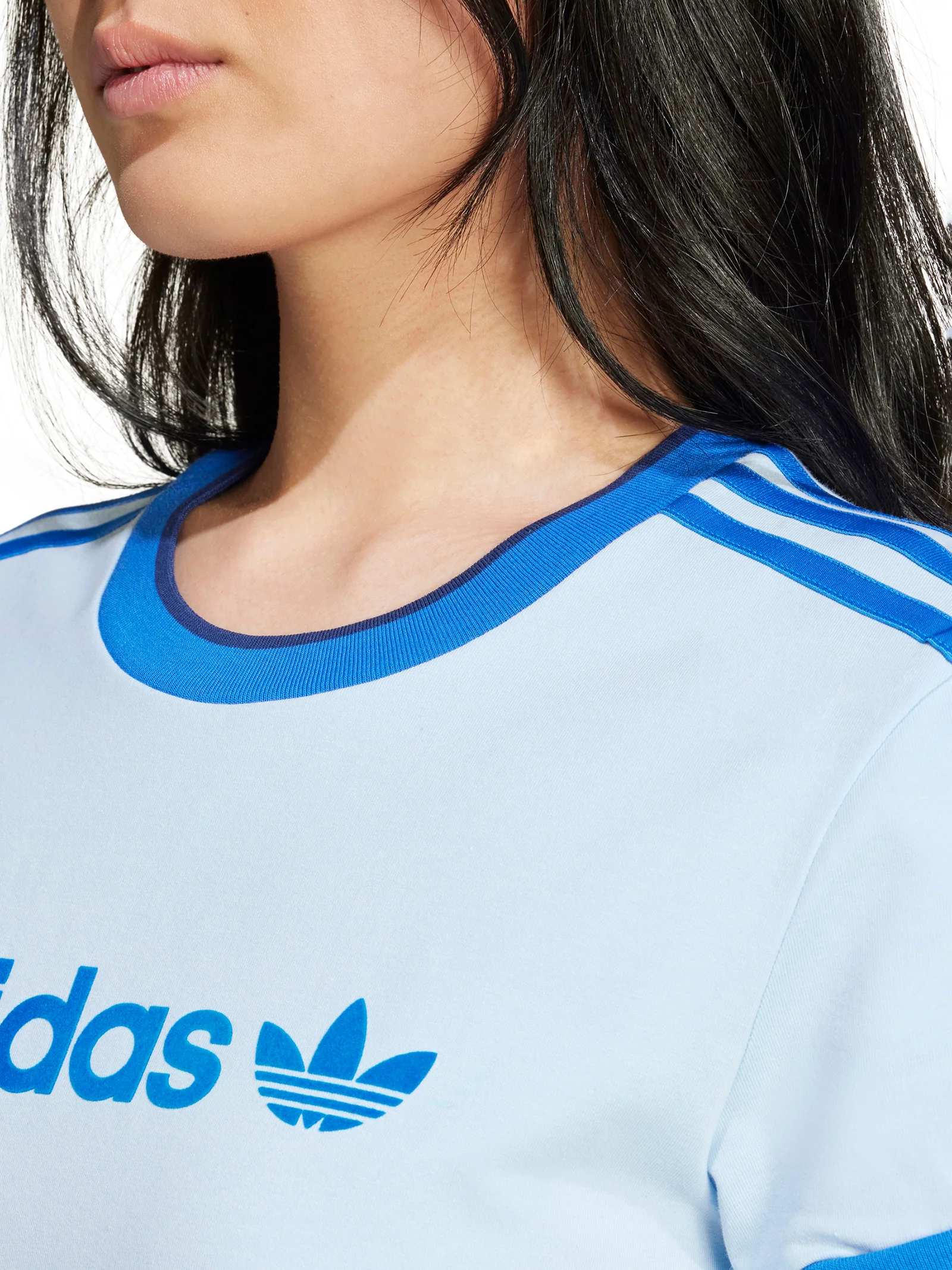 Badge Slim T-Shirt - Image 3