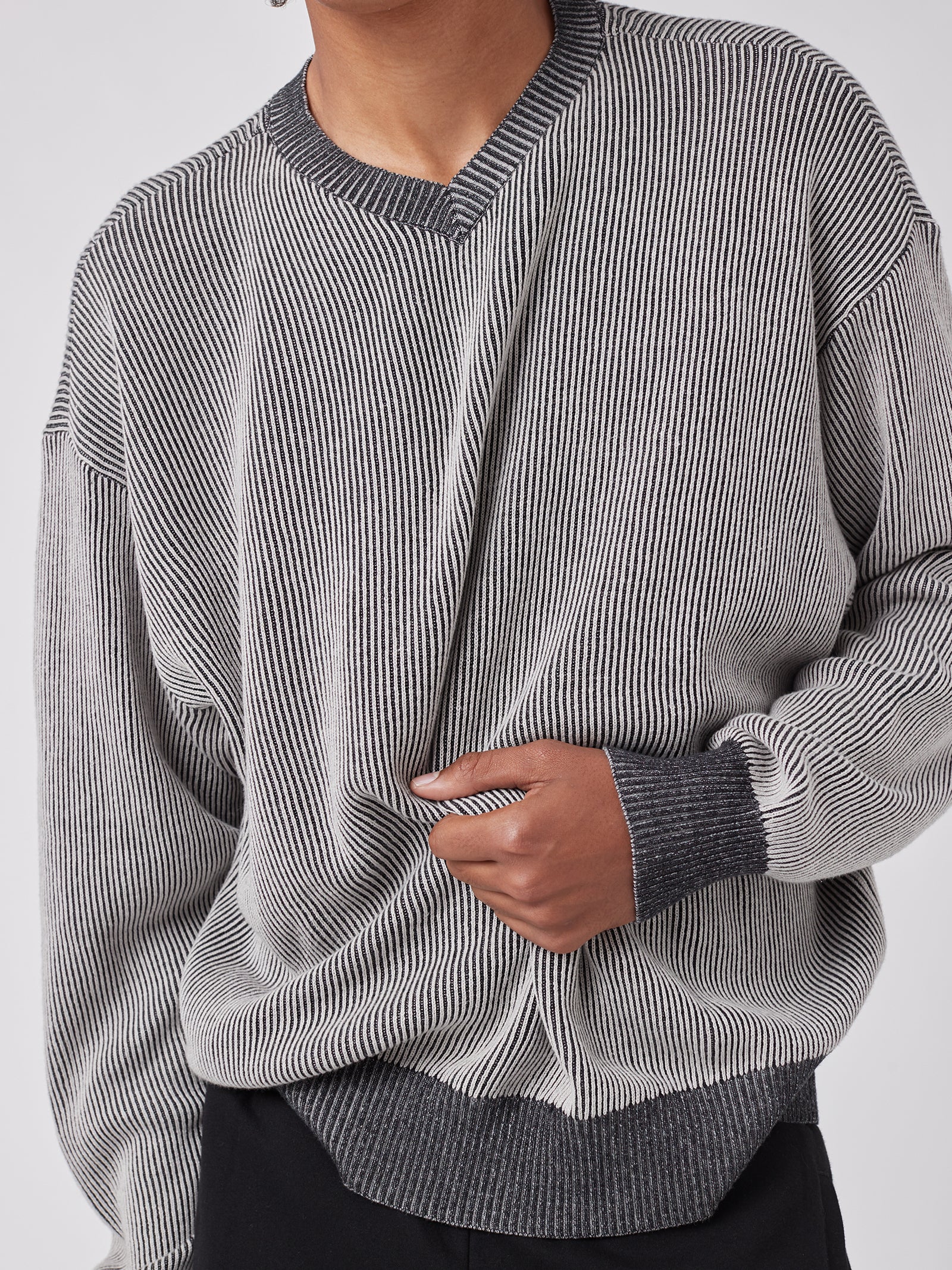 Plated V Knit - Image 6