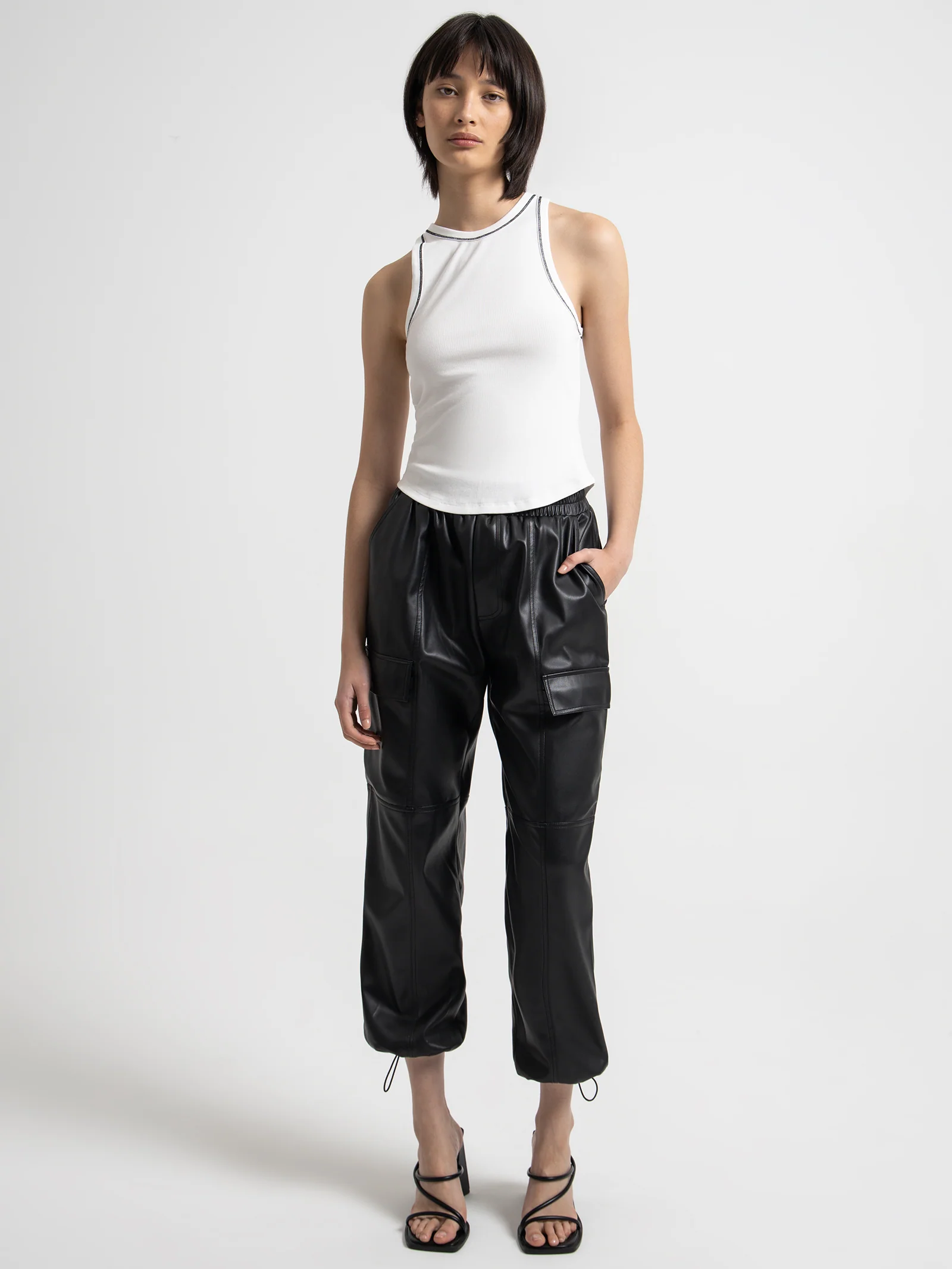 Bates Singlet - Image 2