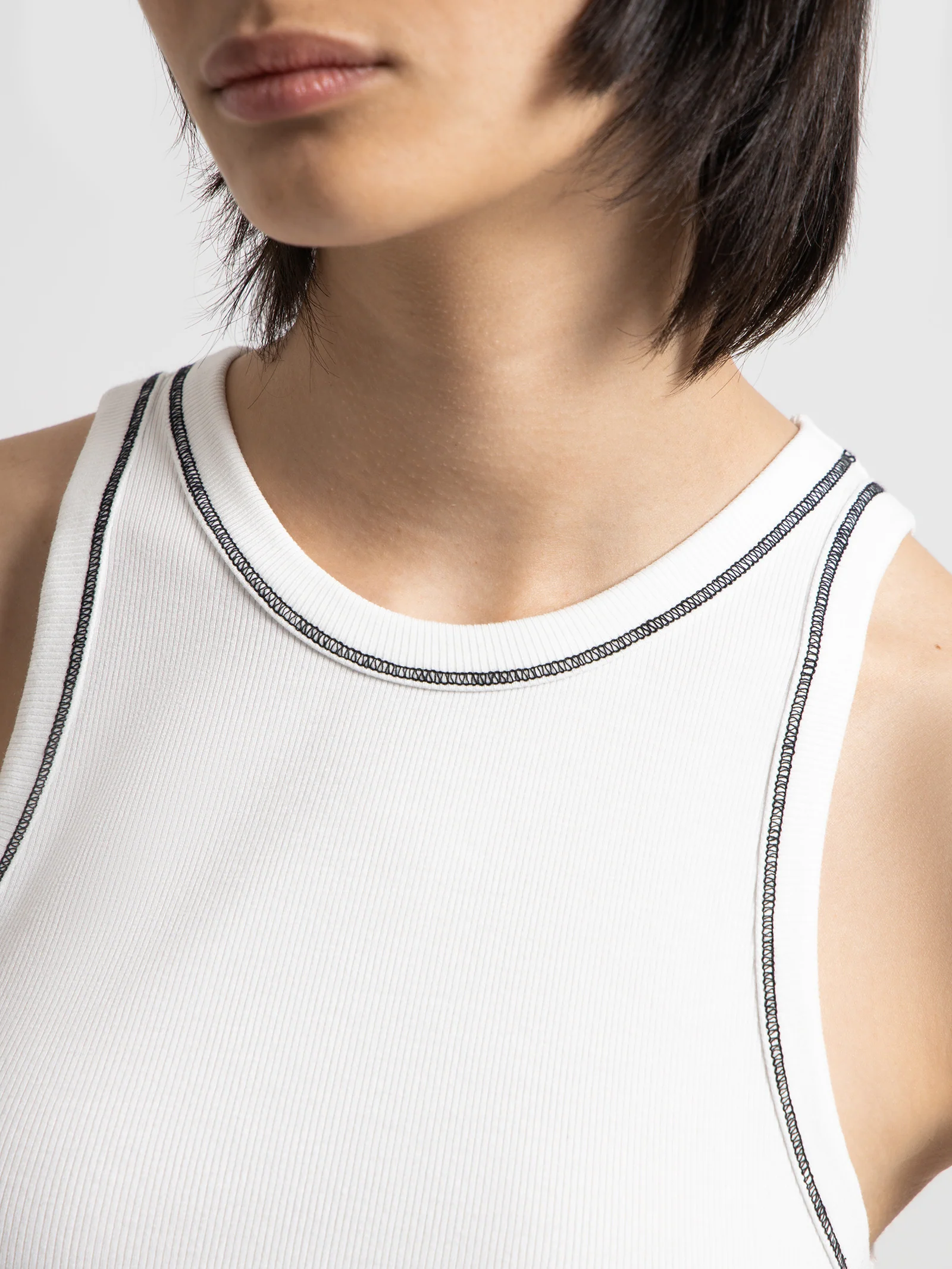 Bates Singlet - Image 3