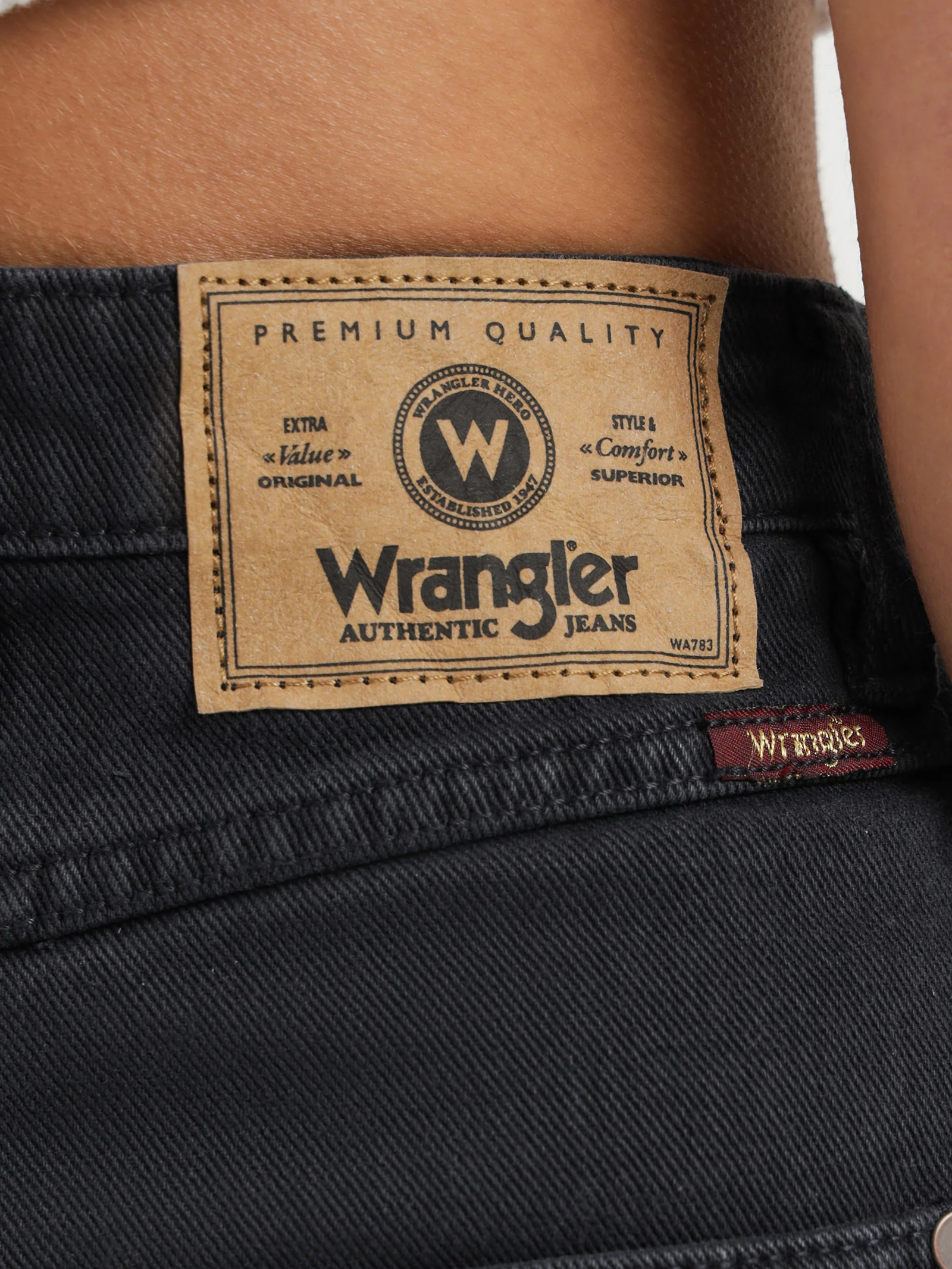 Bella Baggy Shorts - Image 4