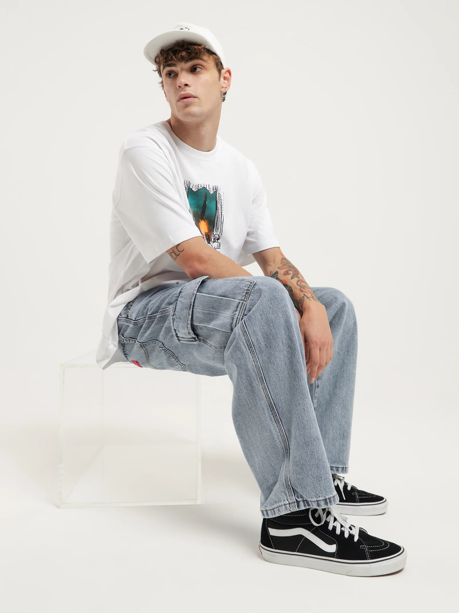 Big Lounger Cargo Jeans - Image 5
