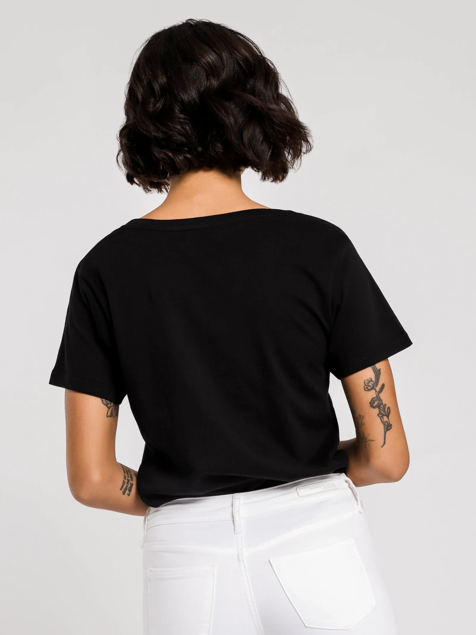 Blake Basic V Neck T-Shirt - Image 2
