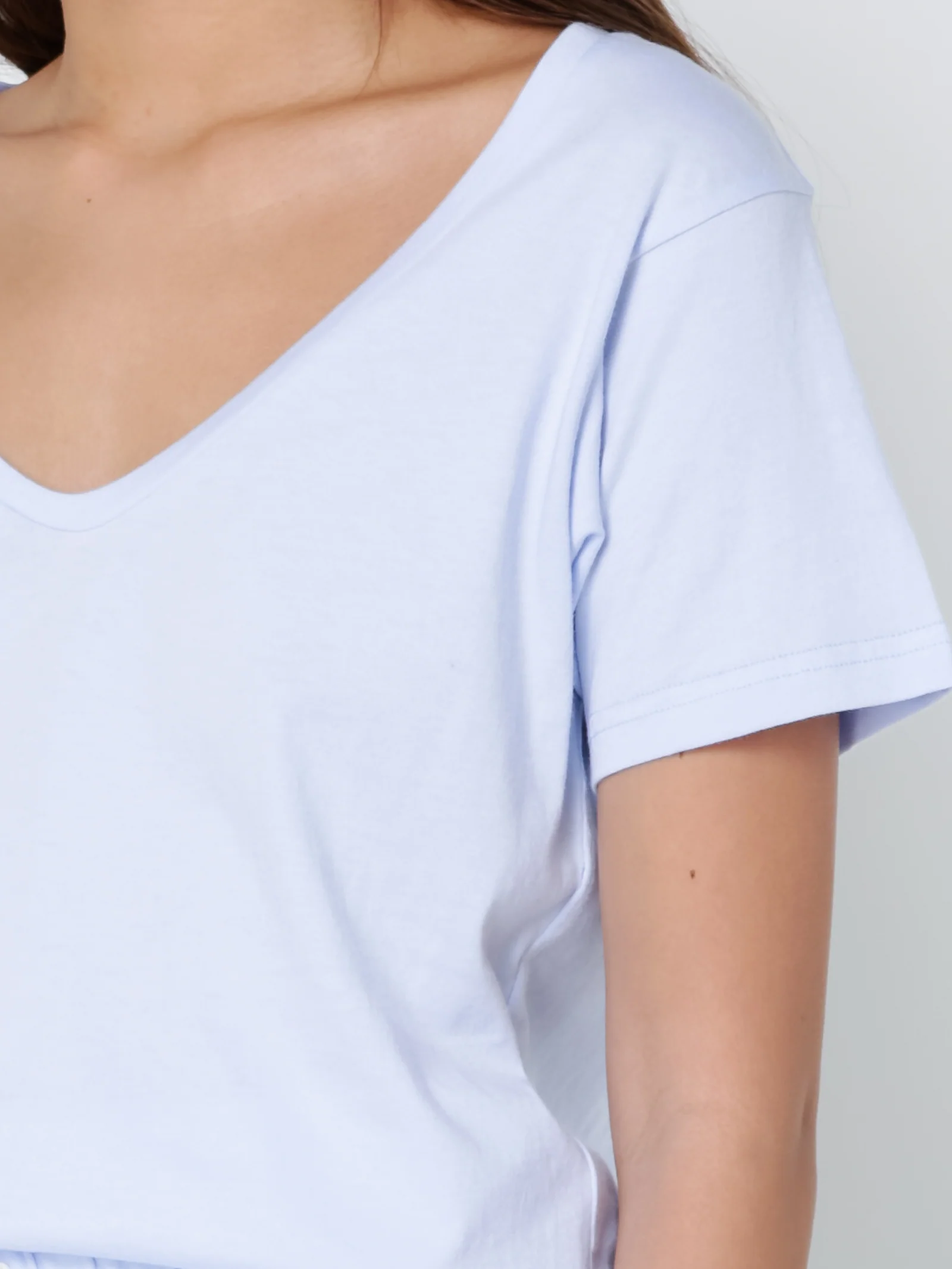 Blake Basic V Neck T-Shirt - Image 4