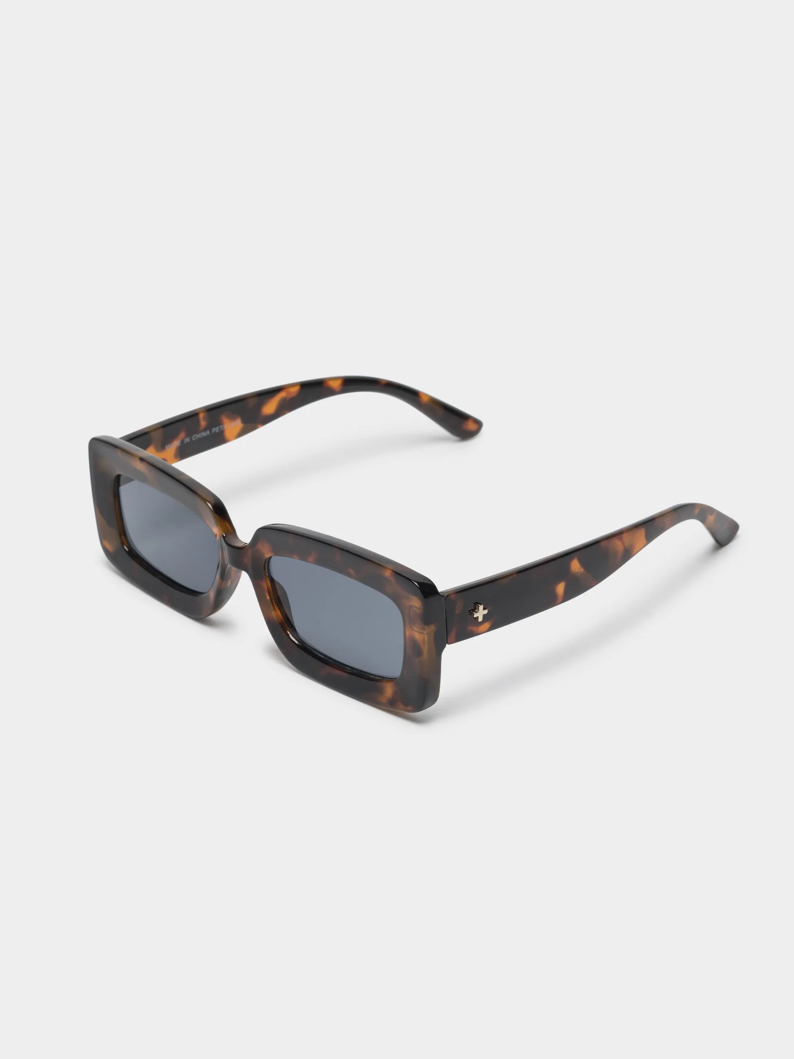 Blurred Sunglasses - Image 2