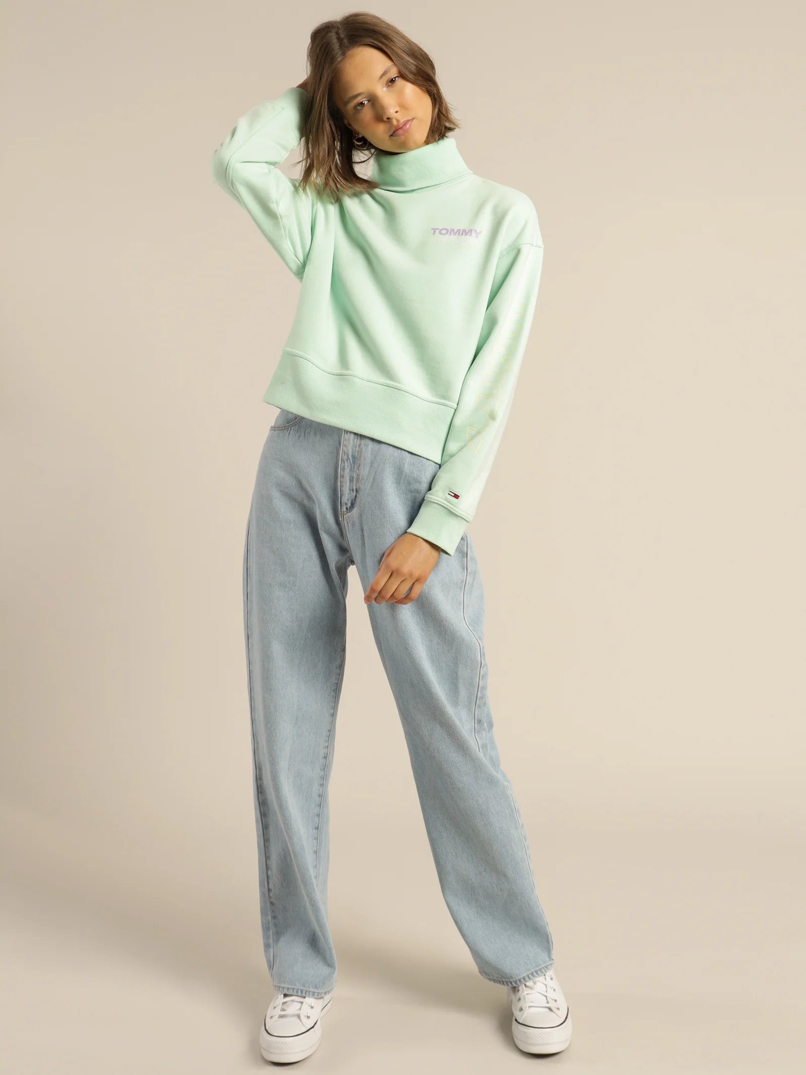 Boxy Unitees3 Turtle Neck - Image 4