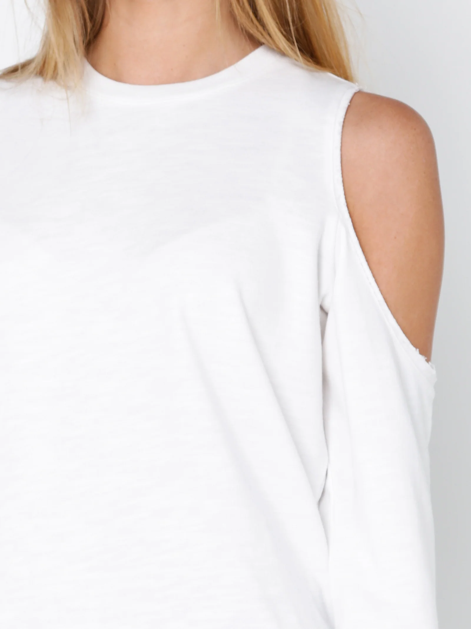 Bryant Off-Shoulder Sweatshirt - Image 4