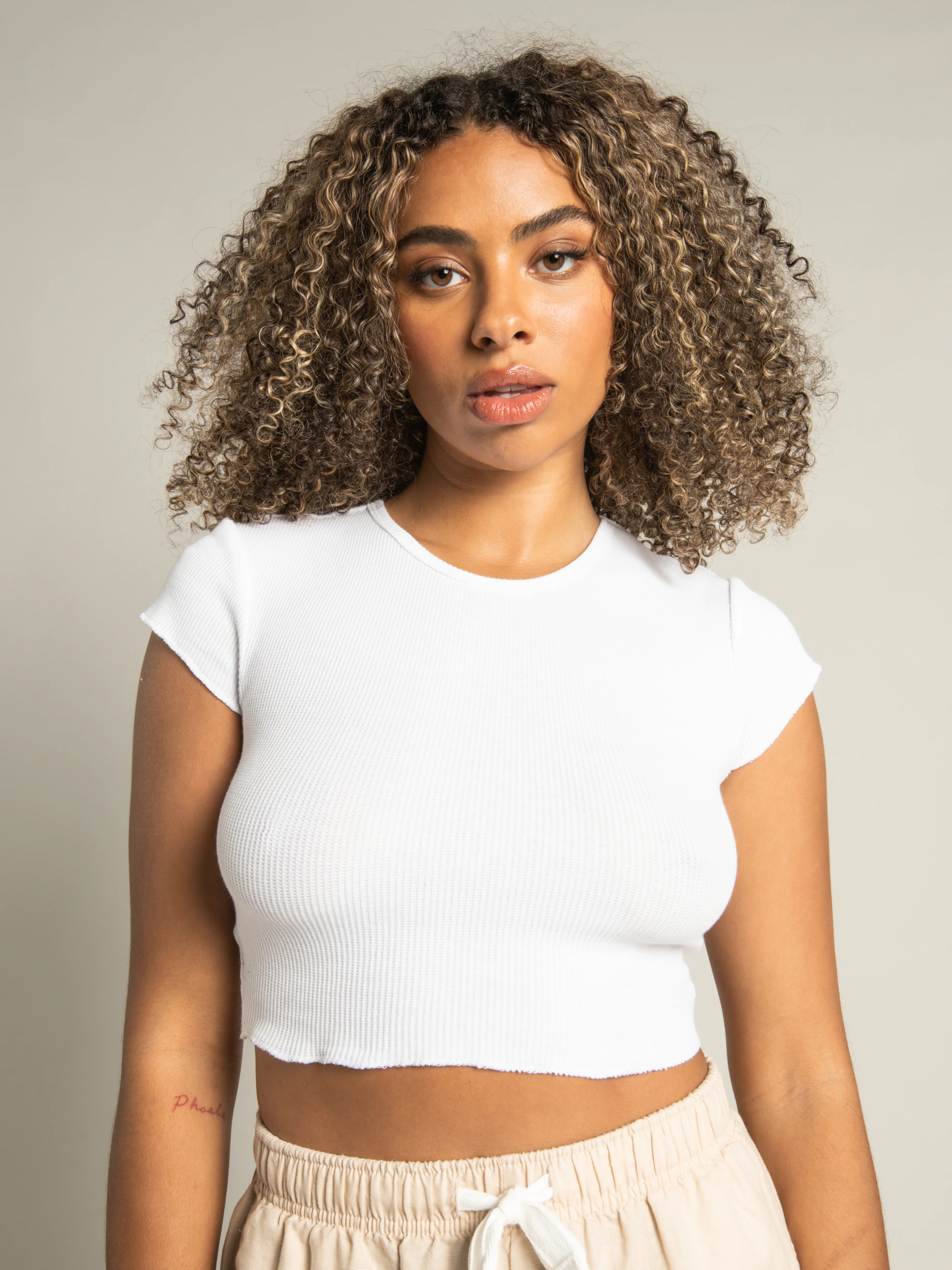 Cameron Basic Waffle Crop T-Shirt - Image 4
