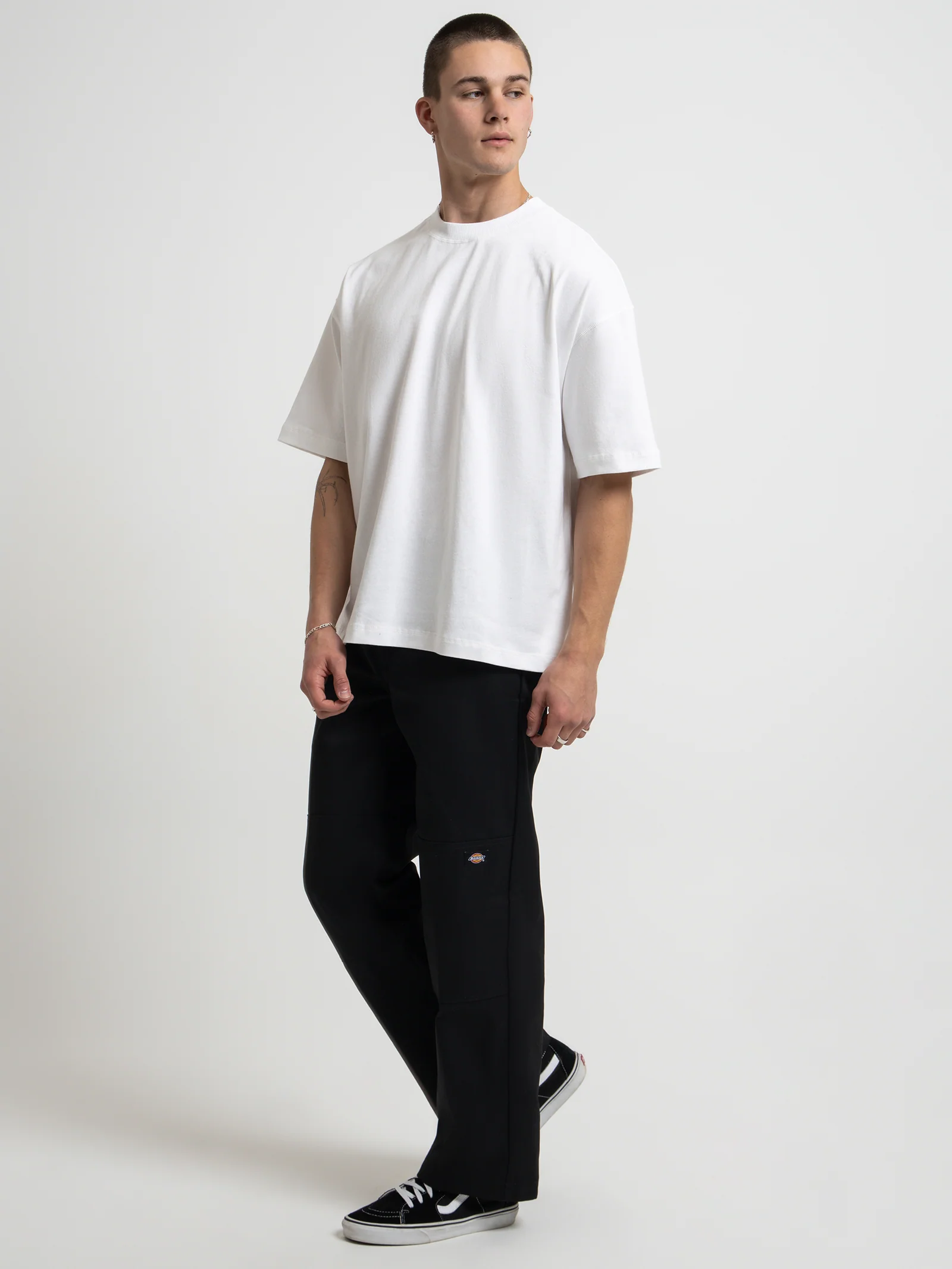 Cartel Classic T-Shirt - Image 3