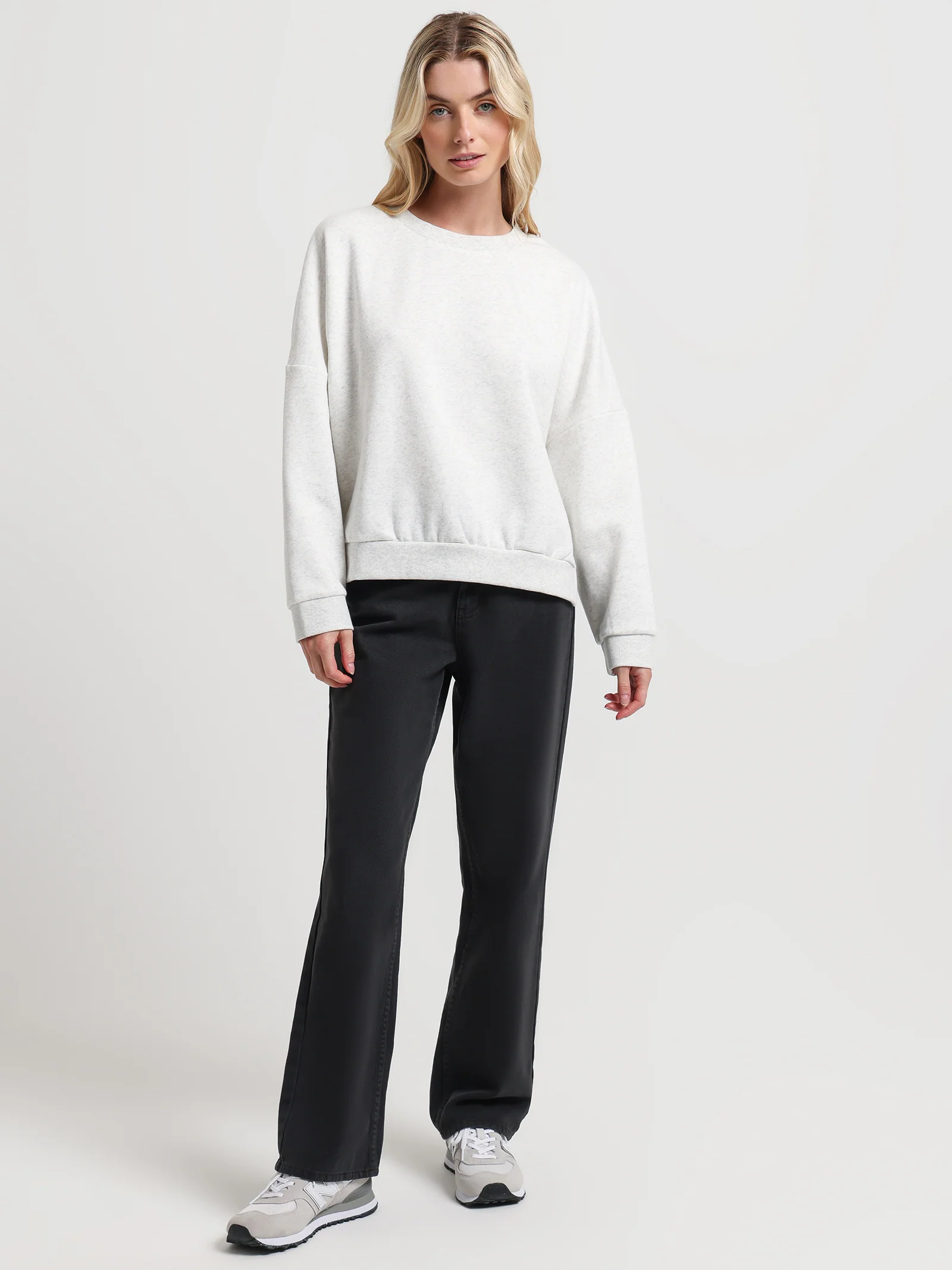 Carter Classic Oversized Sweat - Image 2